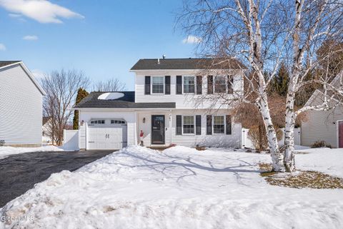 Homes For Sale - 8 Corina Court<br/> Watervliet, NY 12189