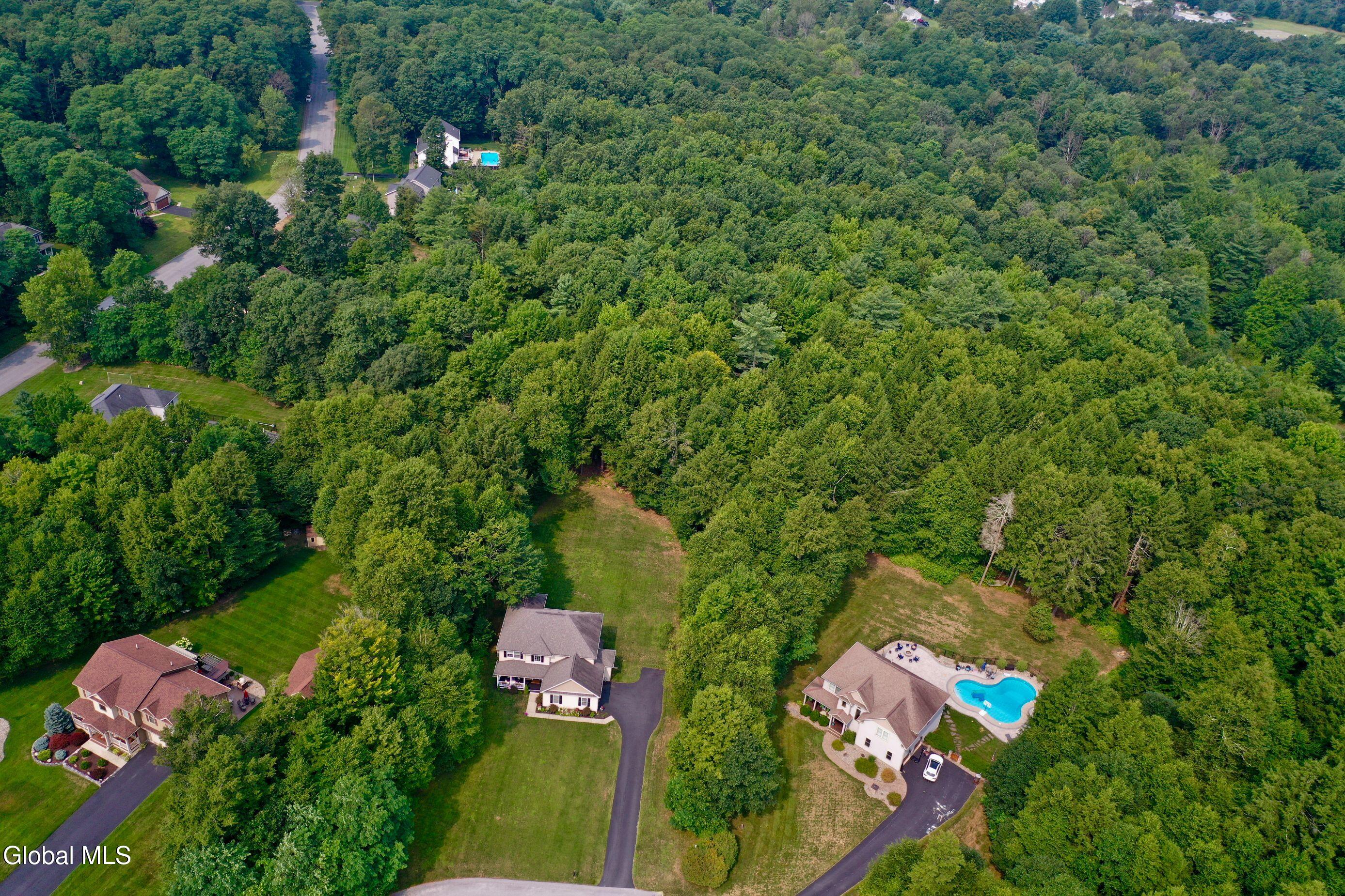 Ballston Spa, New York 12020, United States, 4 Bedrooms Bedrooms, ,4 BathroomsBathrooms,Residential,Active,187116