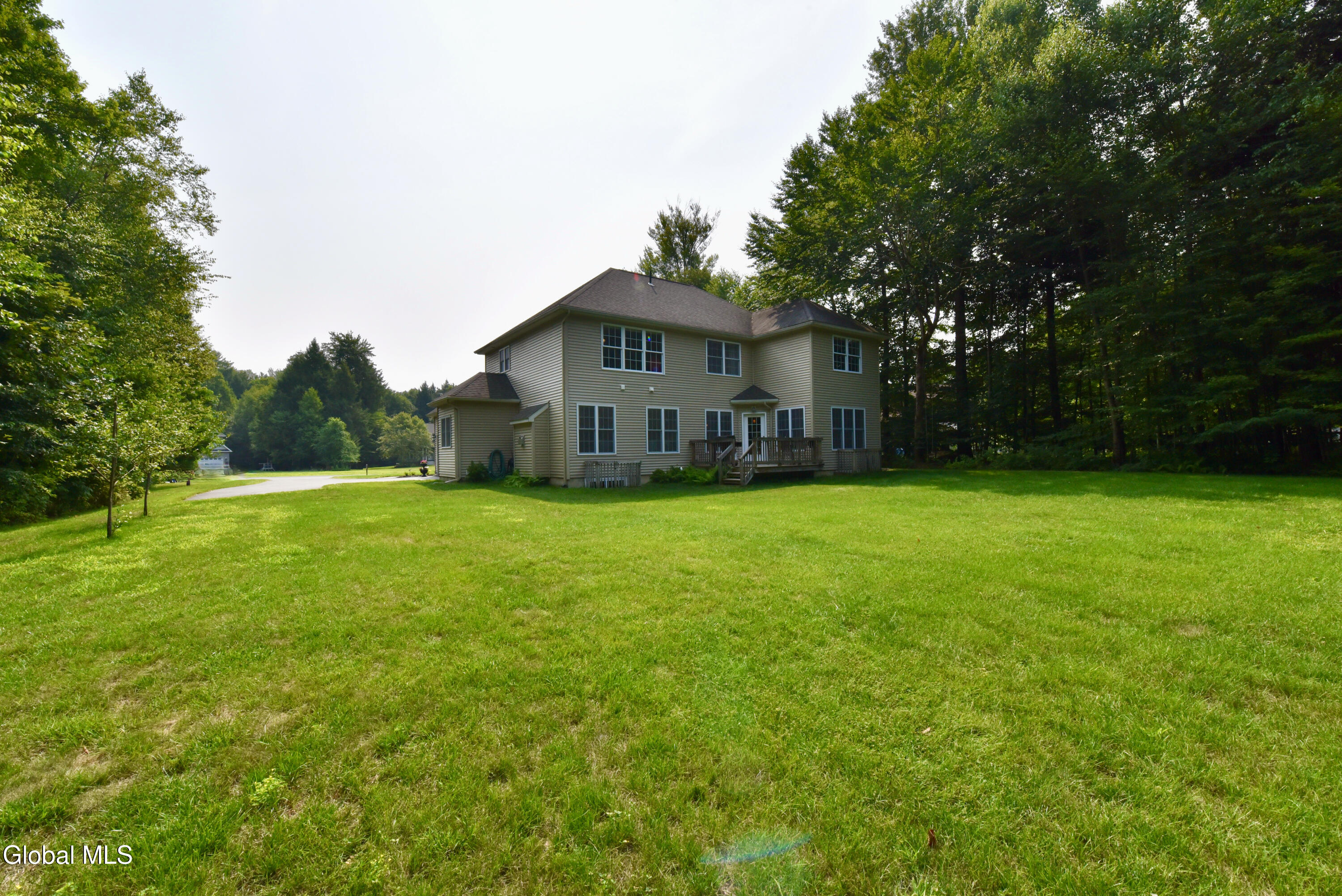 Ballston Spa, New York 12020, United States, 4 Bedrooms Bedrooms, ,4 BathroomsBathrooms,Residential,Active,187116