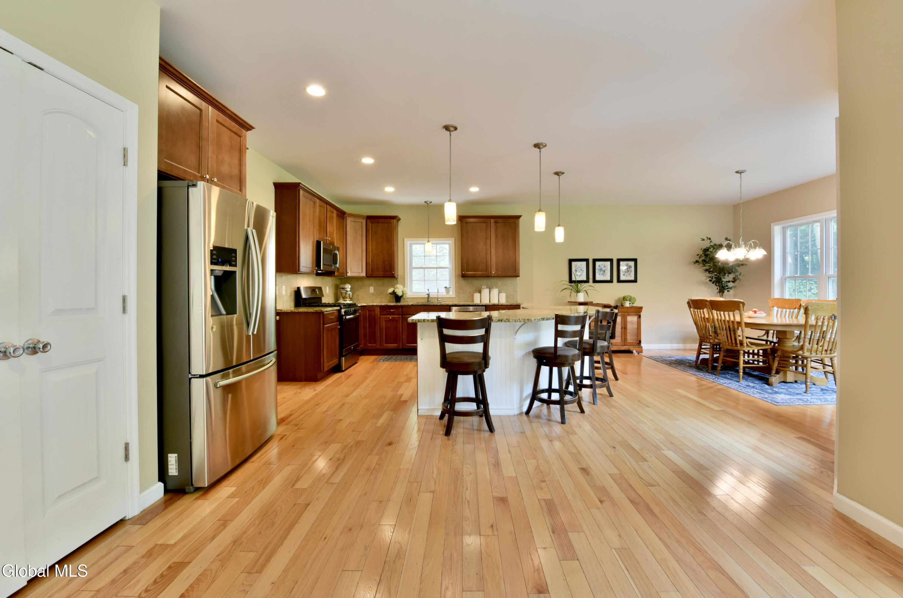 Ballston Spa, New York 12020, United States, 4 Bedrooms Bedrooms, ,4 BathroomsBathrooms,Residential,Active,187116