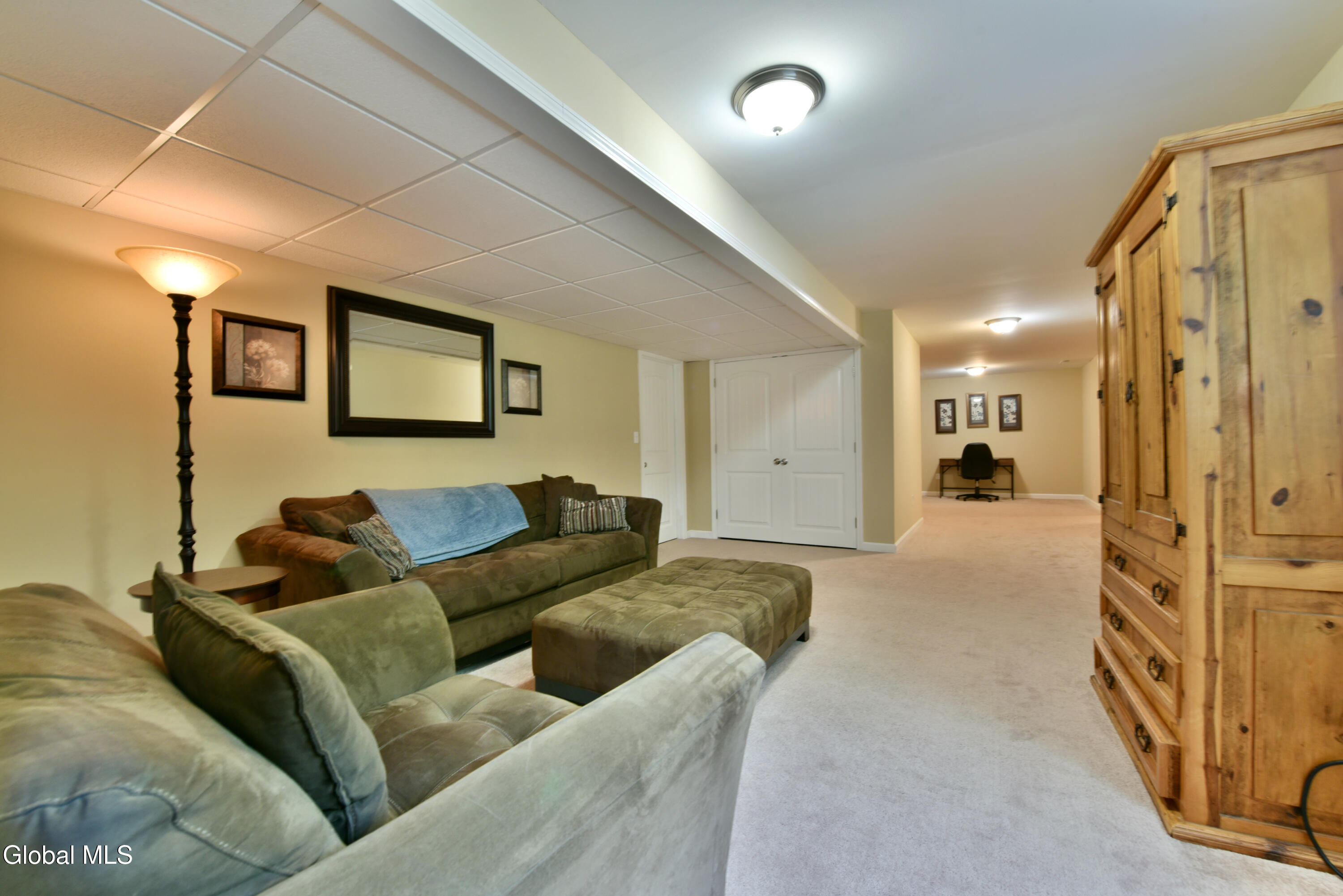 Ballston Spa, New York 12020, United States, 4 Bedrooms Bedrooms, ,4 BathroomsBathrooms,Residential,Active,187116