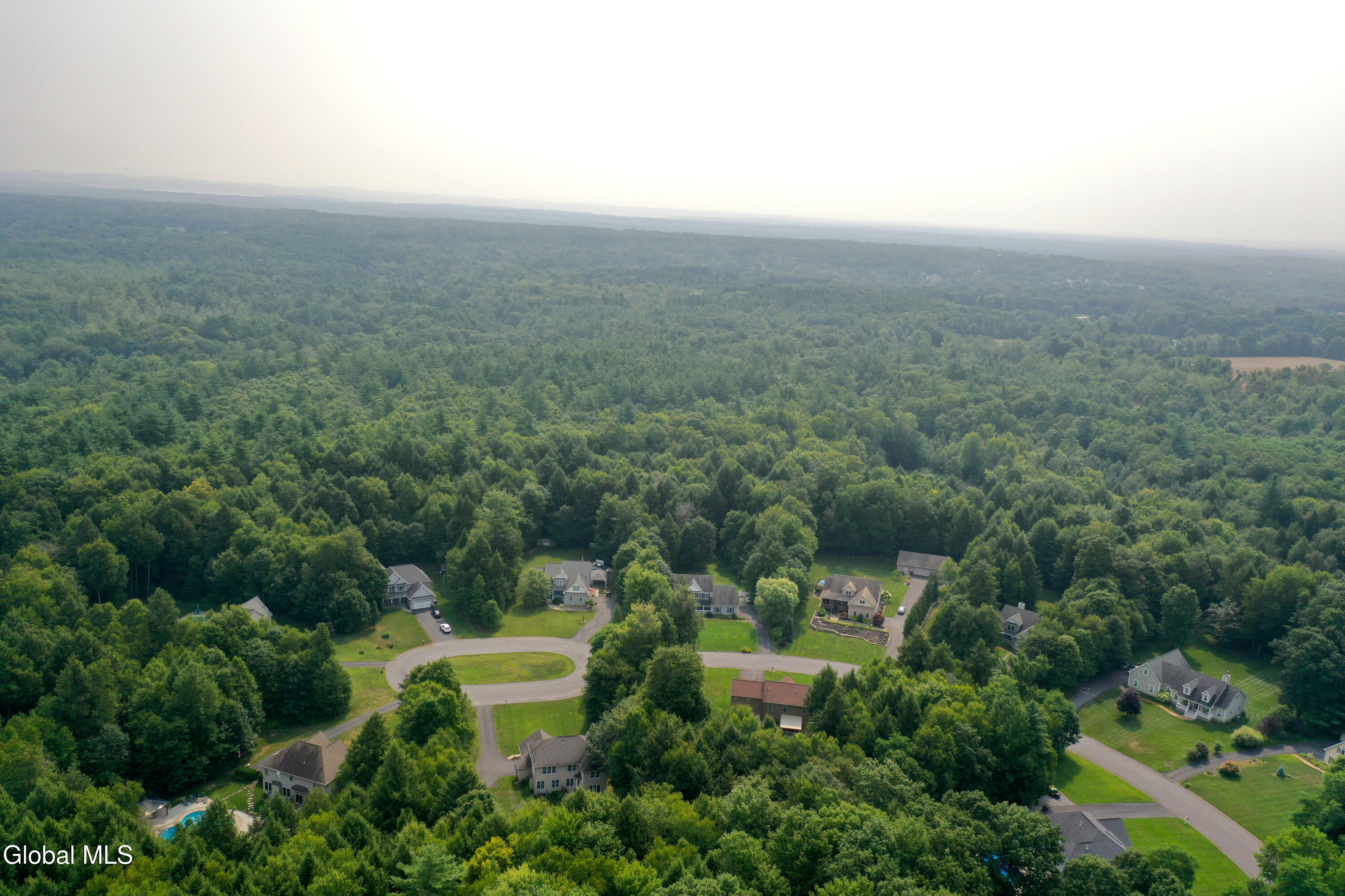 Ballston Spa, New York 12020, United States, 4 Bedrooms Bedrooms, ,4 BathroomsBathrooms,Residential,Active,187116