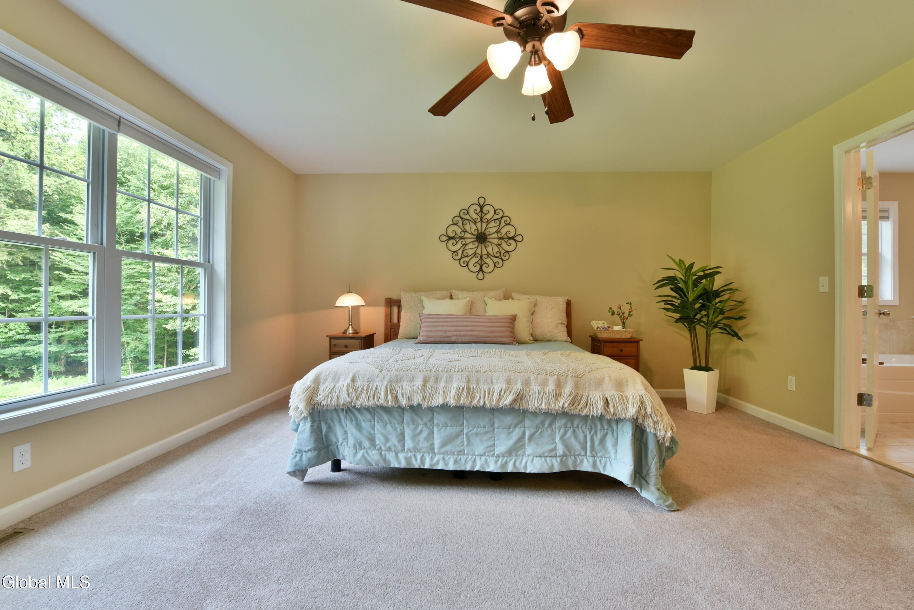 Ballston Spa, New York 12020, United States, 4 Bedrooms Bedrooms, ,4 BathroomsBathrooms,Residential,Active,187116