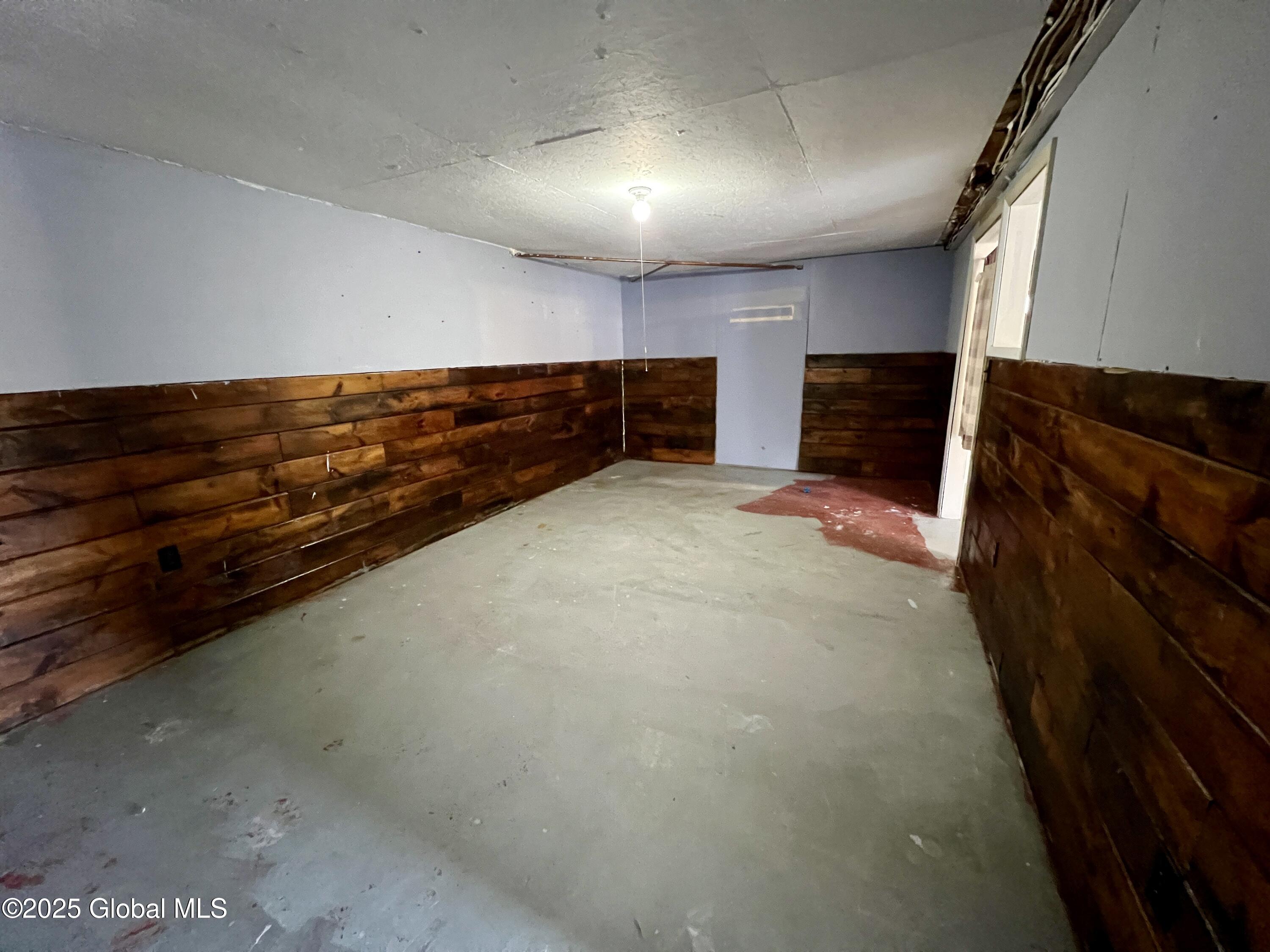 2439 Burgoyne Avenue, Hudson Falls, New York image 24