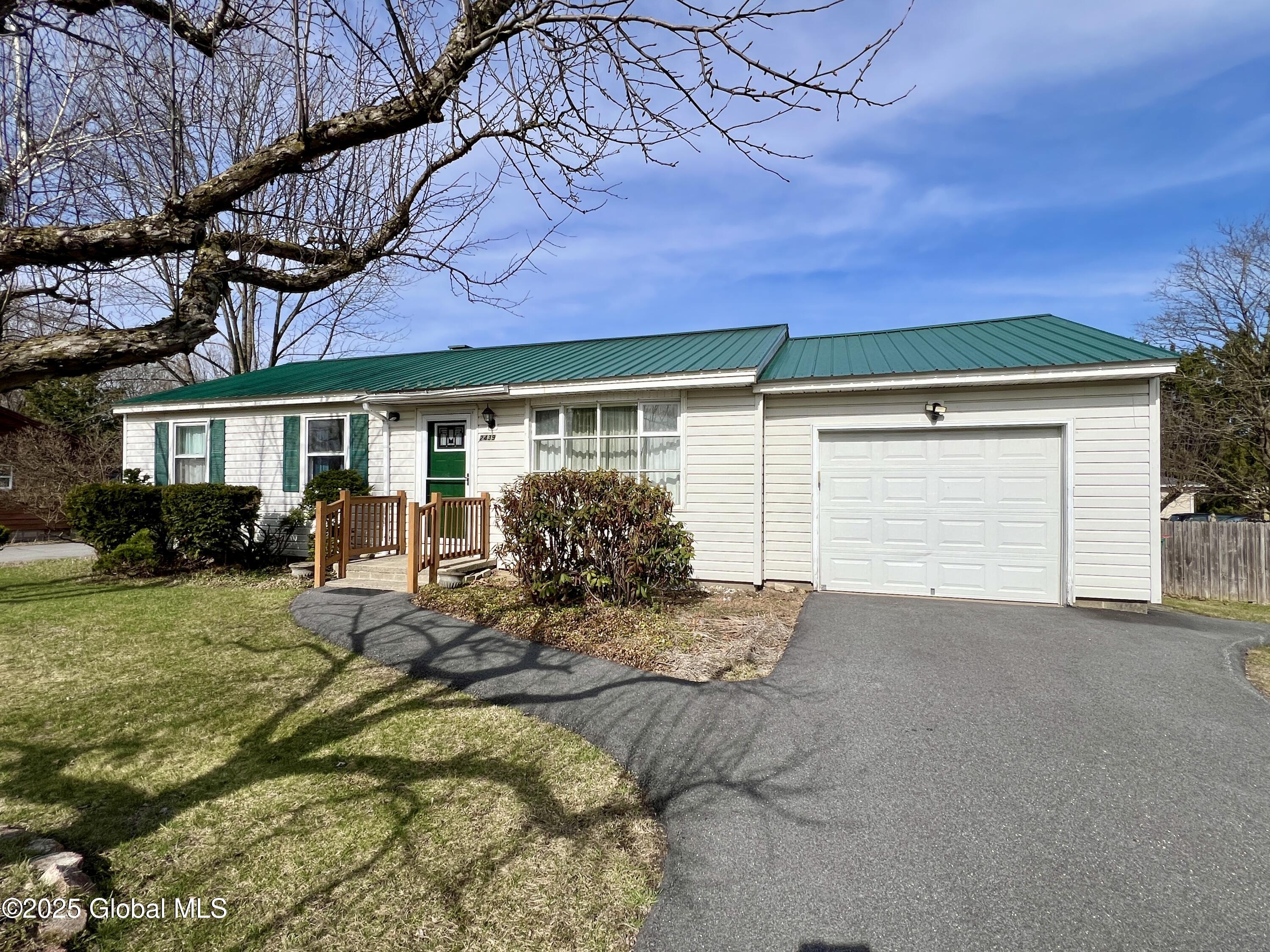 2439 Burgoyne Avenue, Hudson Falls, New York image 1