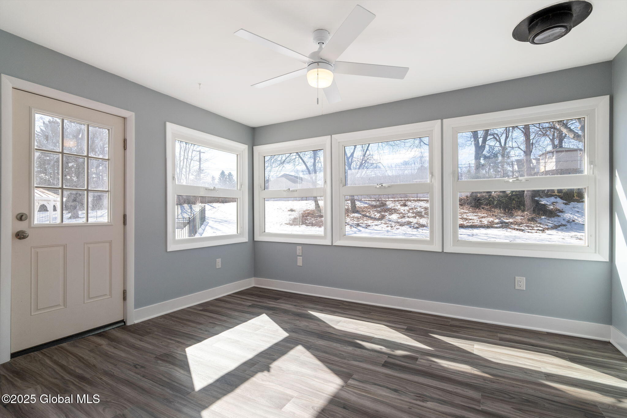18 E Highland Drive, Albany, New York image 11