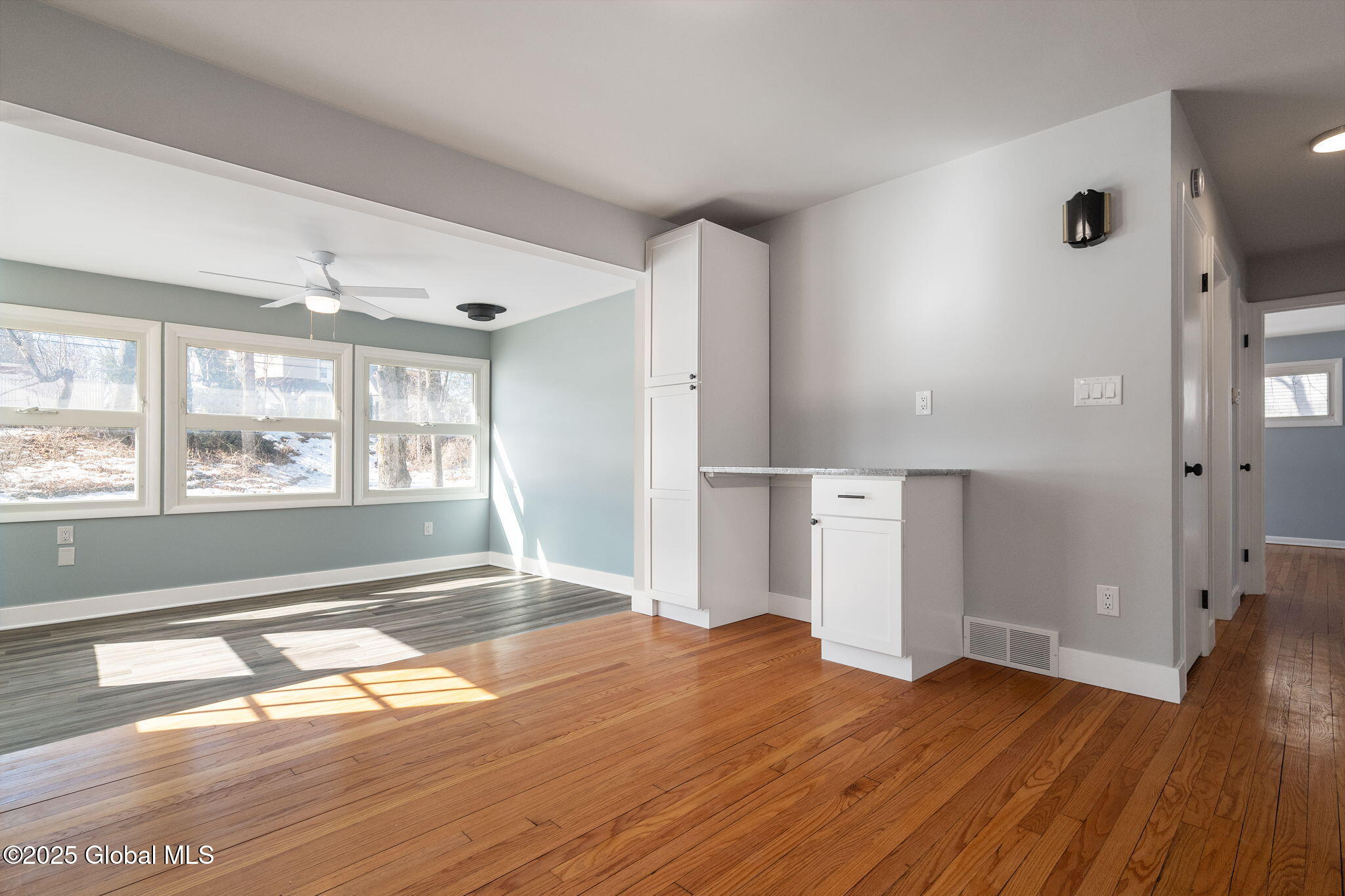 18 E Highland Drive, Albany, New York image 9