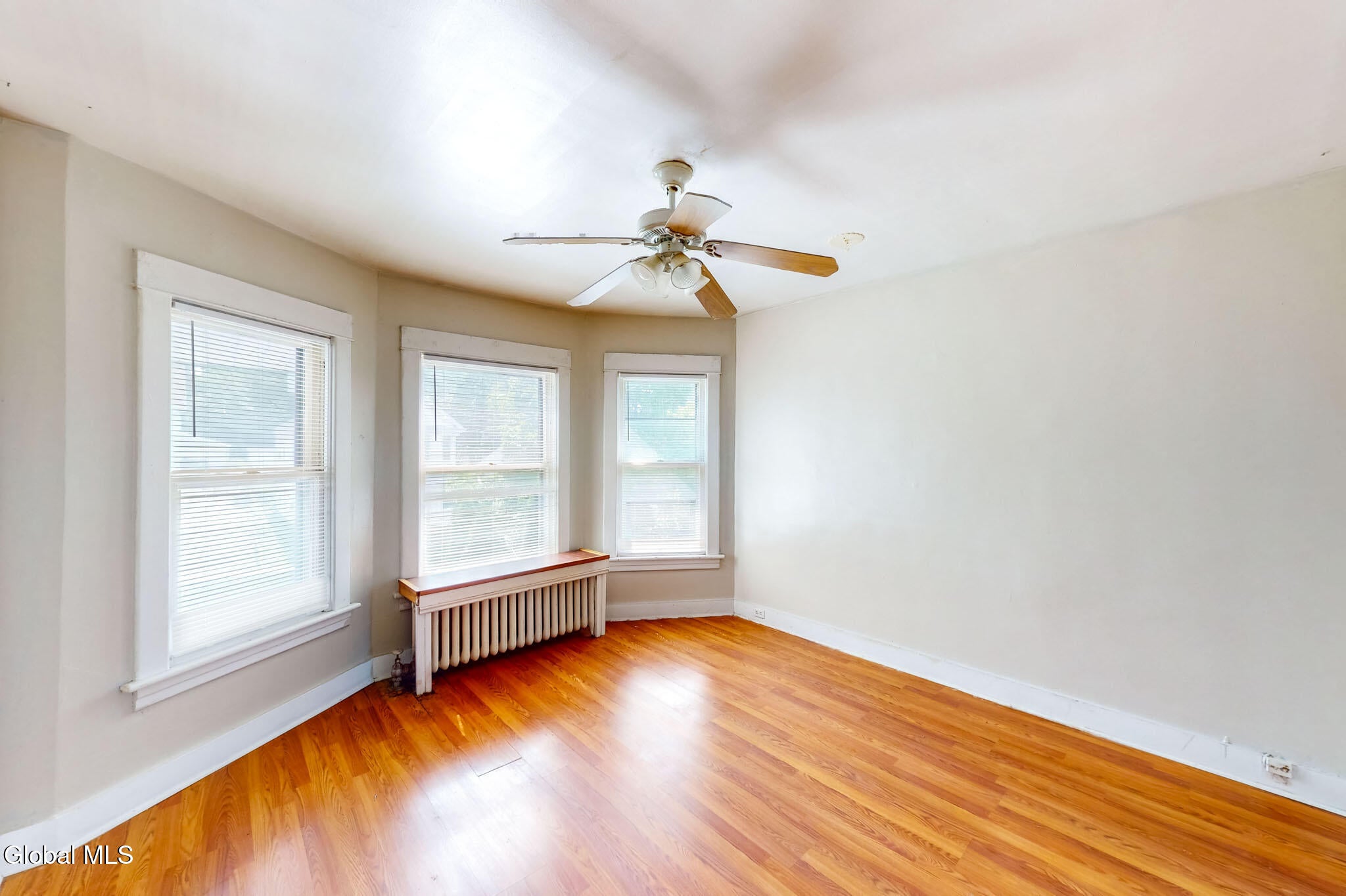 305-307 Furman Street