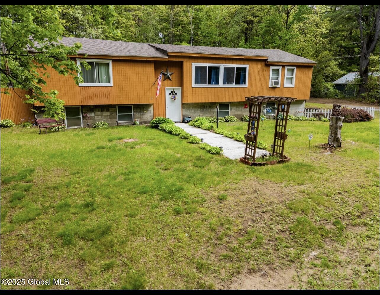 11 Dean Drive, Queensbury, New York image 2