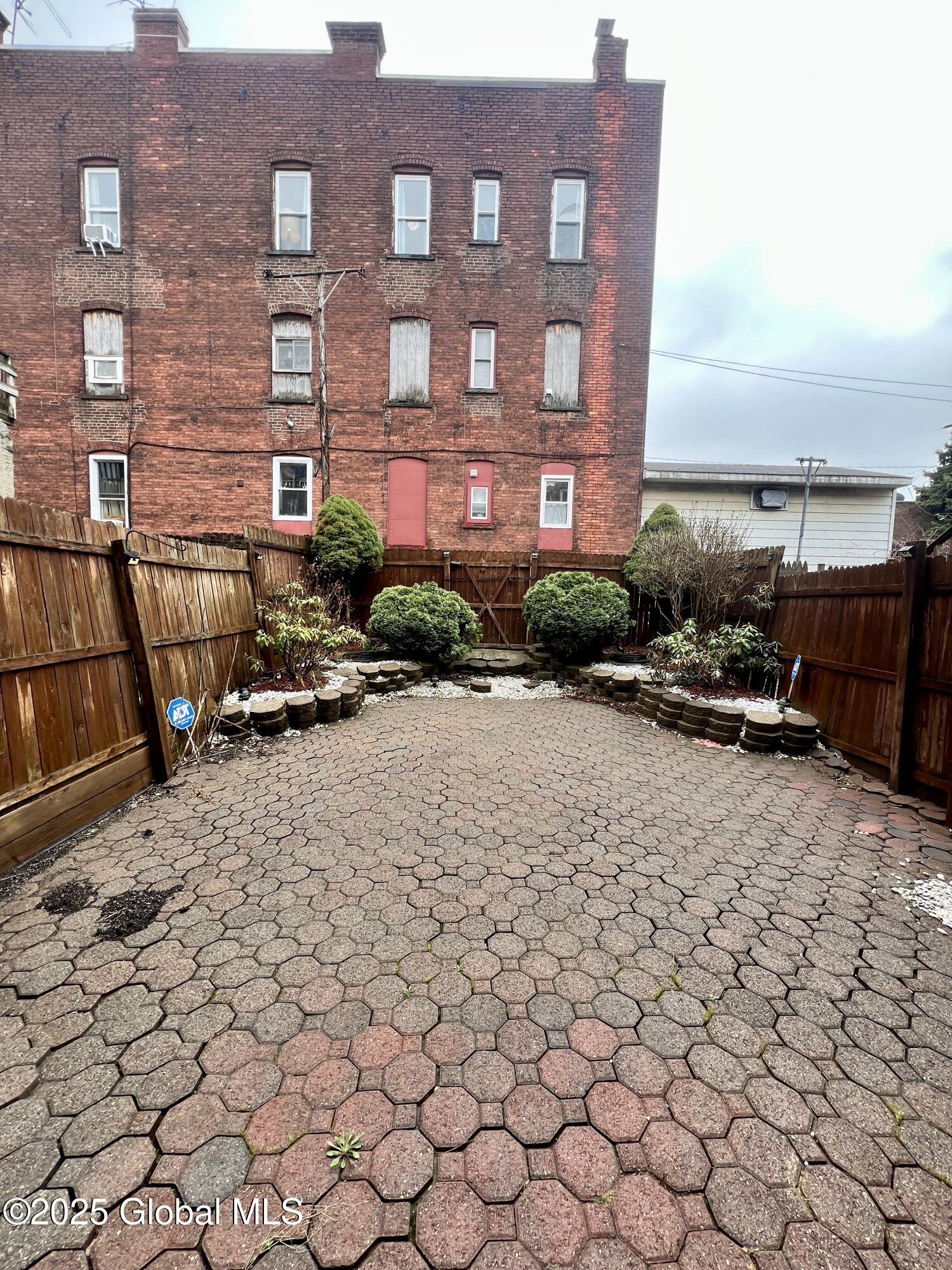 66 Jefferson Street, Troy, New York image 27