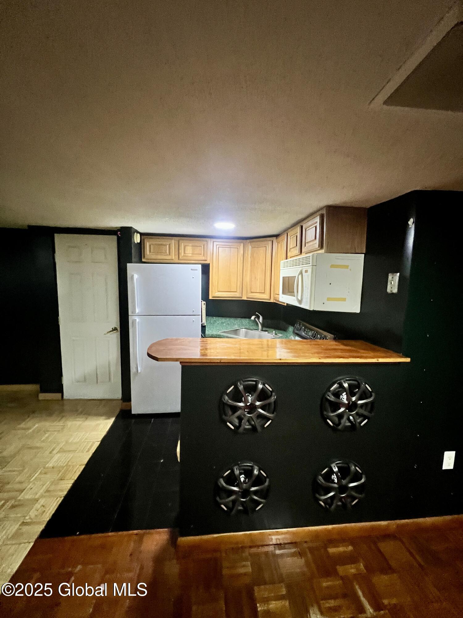 66 Jefferson Street, Troy, New York image 9