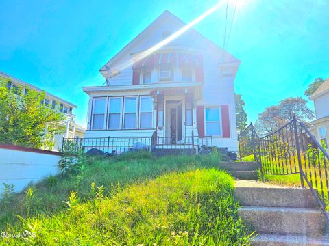 Photo of 2734 Broadway, Schenectady, NY 12306 (MLS # 202525745)