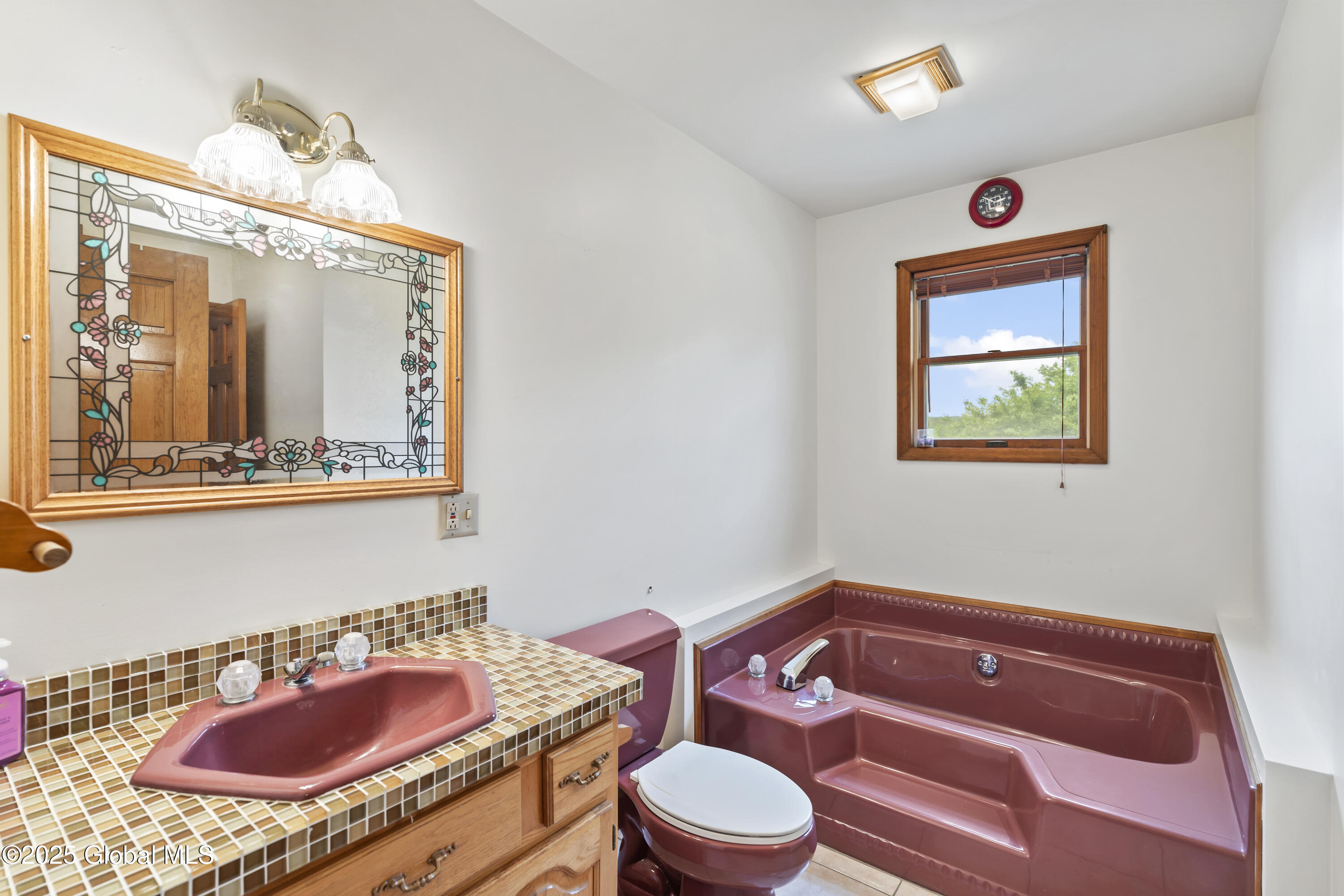 123 Rose Vidot Drive, Amsterdam, New York image 23