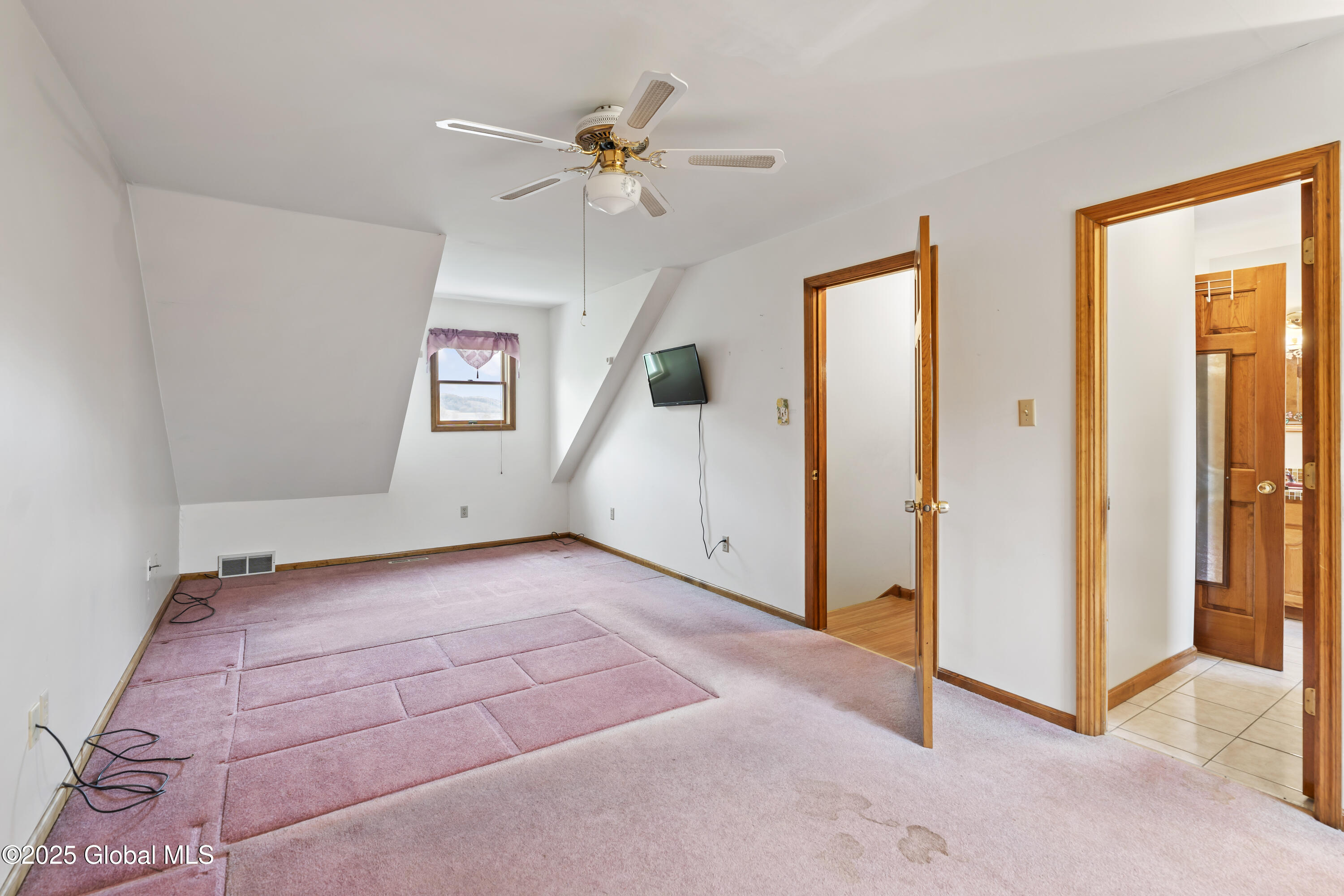 123 Rose Vidot Drive, Amsterdam, New York image 20
