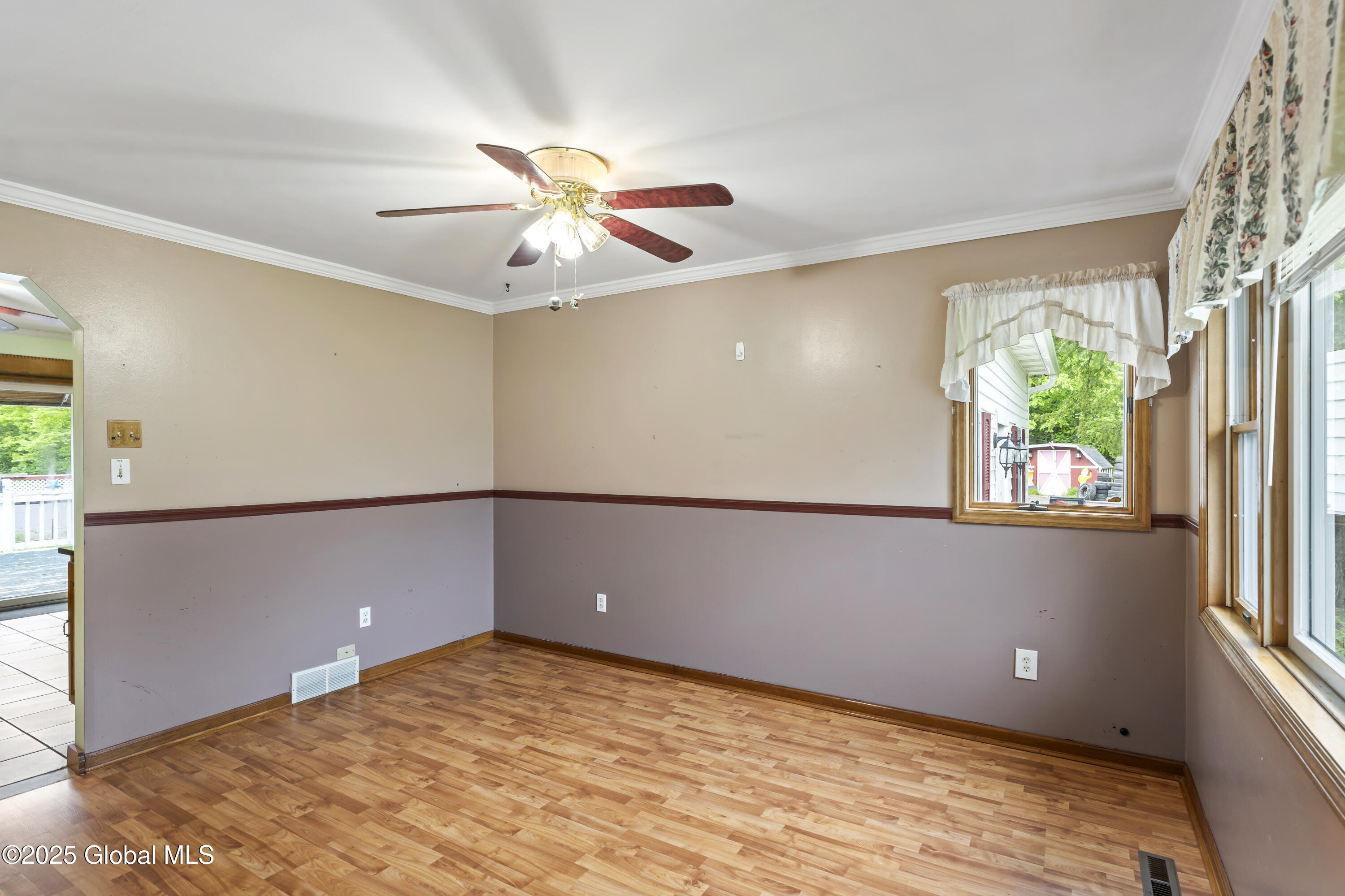 123 Rose Vidot Drive, Amsterdam, New York image 12