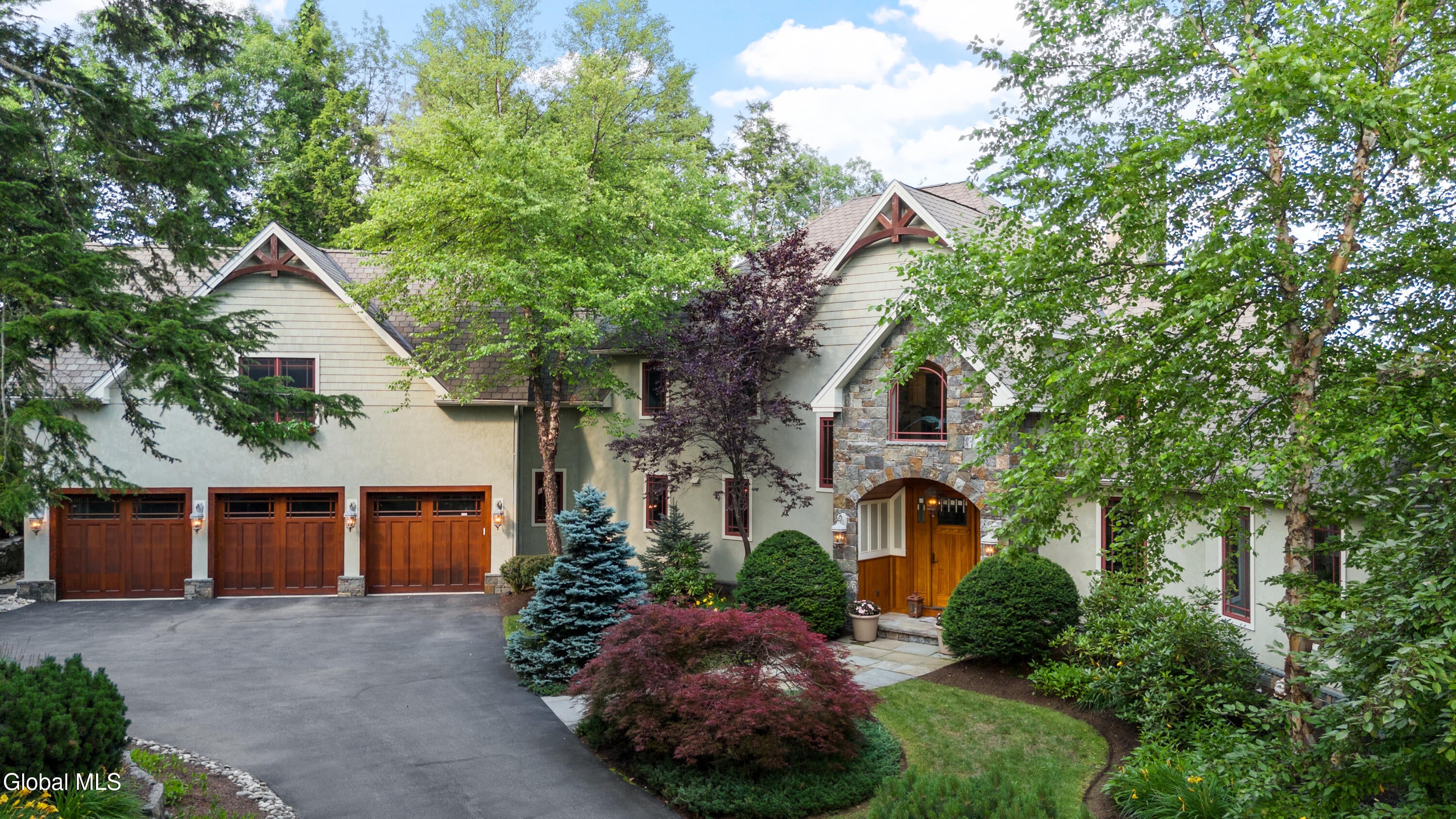 101 Green Harbour Lane
