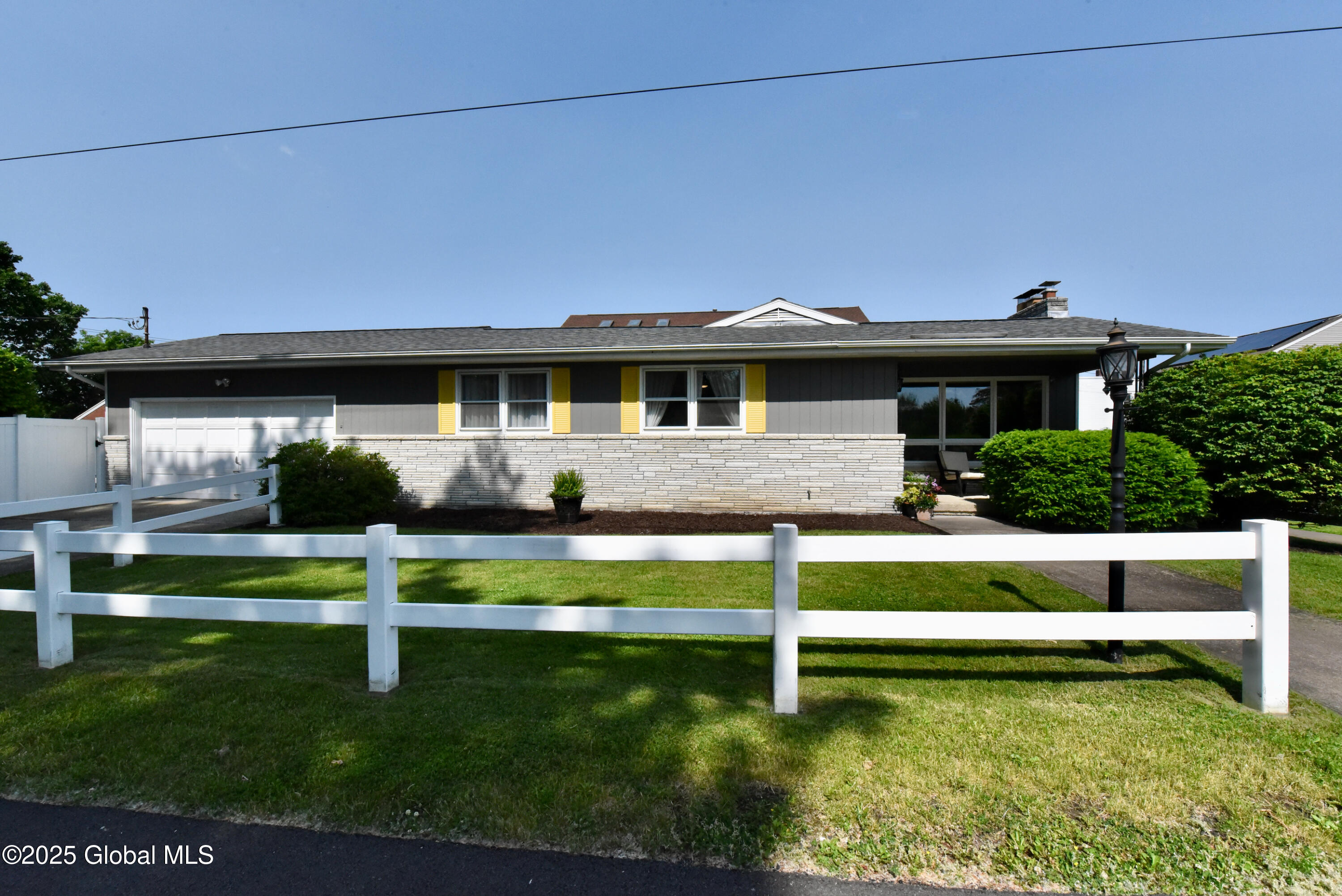 94 Hudson Avenue, Cohoes, New York image 46