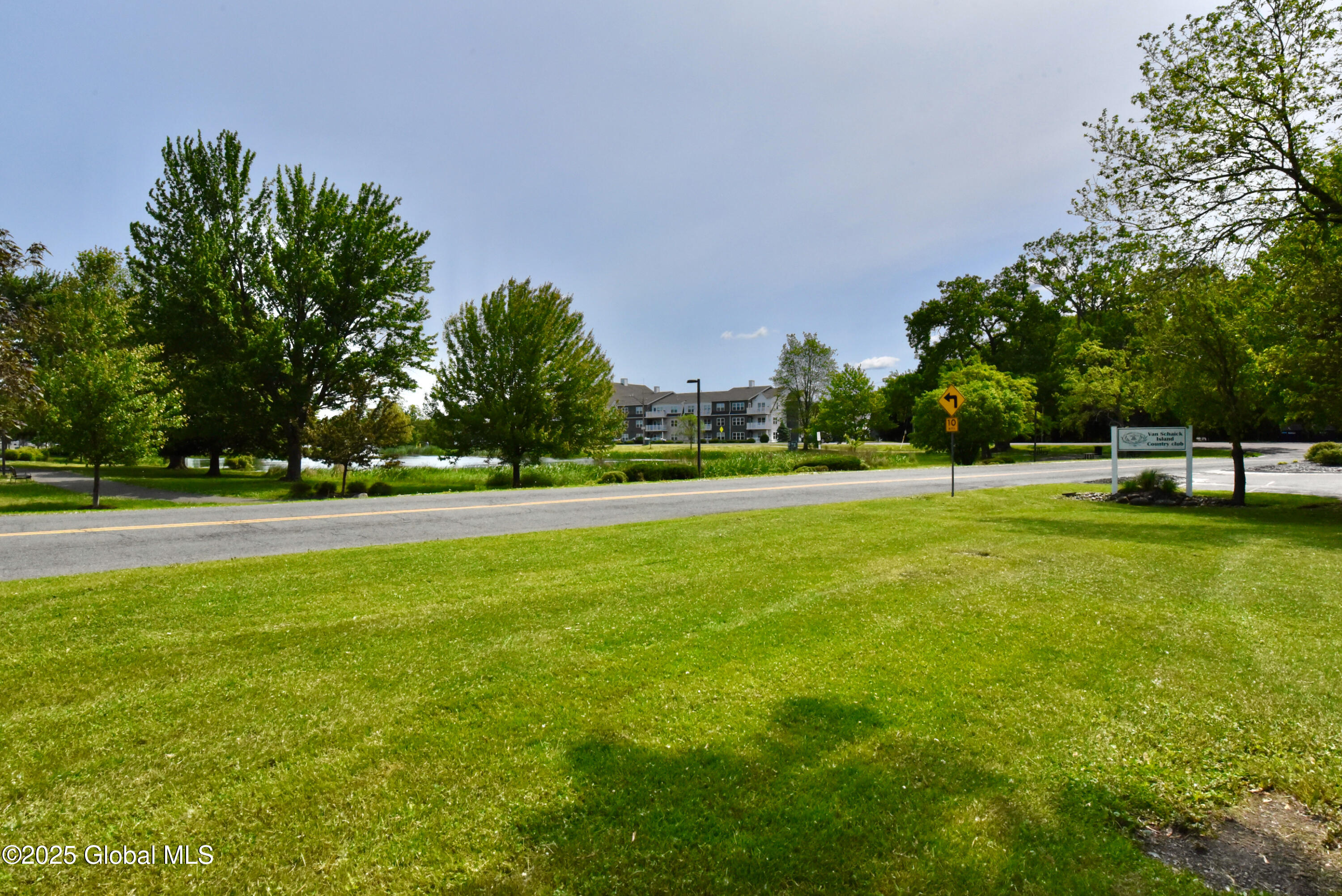 94 Hudson Avenue, Cohoes, New York image 49