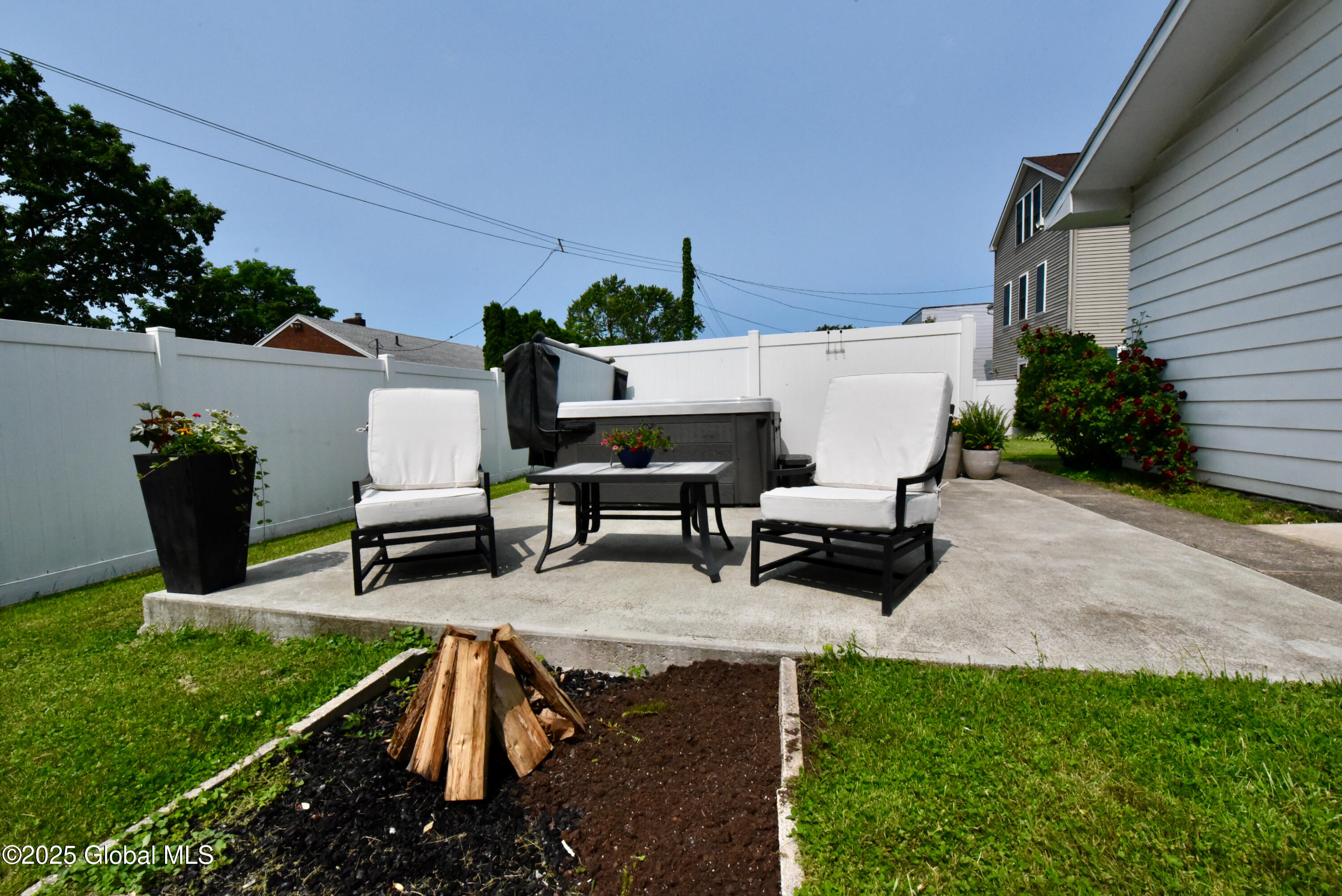 94 Hudson Avenue, Cohoes, New York image 39