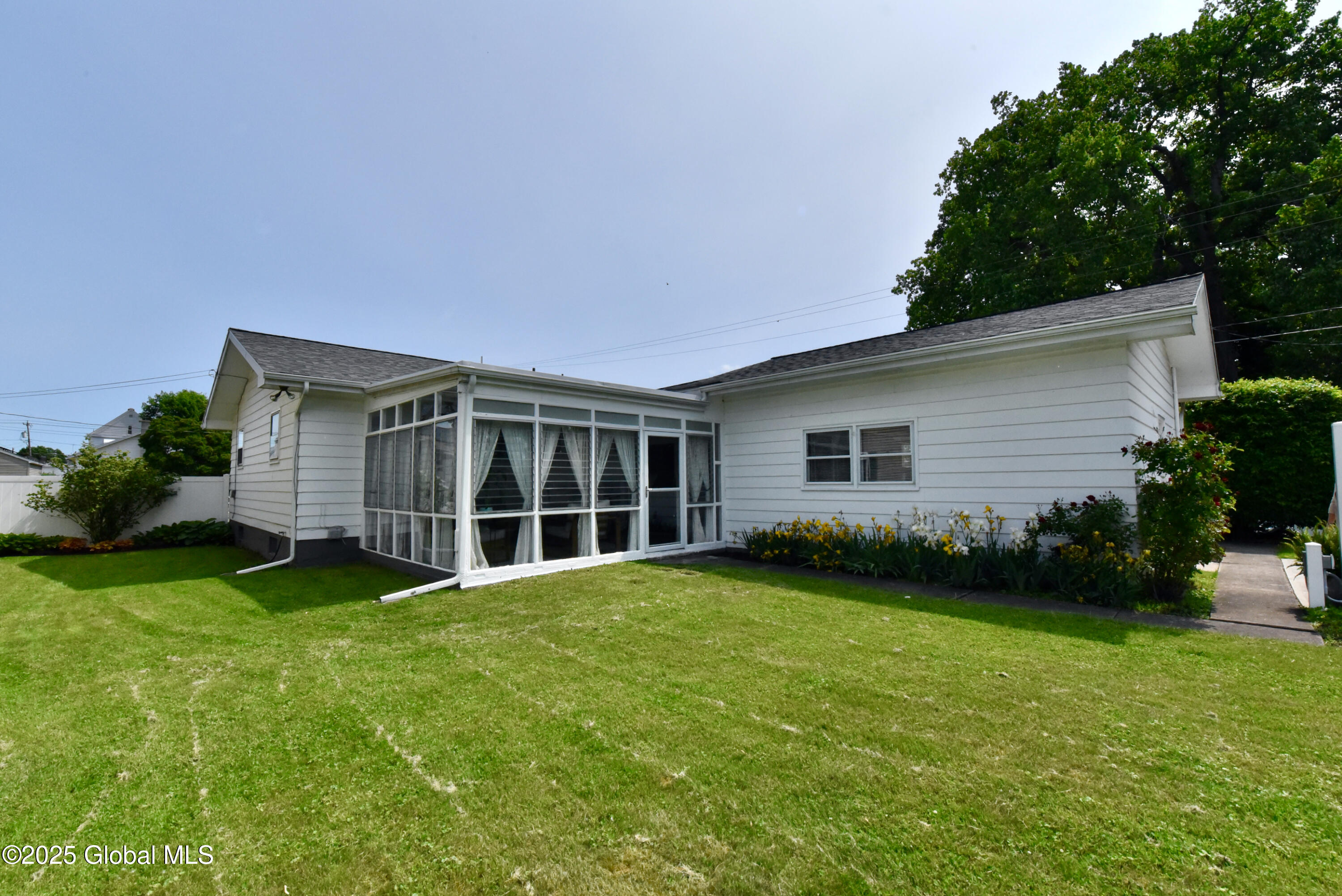 94 Hudson Avenue, Cohoes, New York image 43
