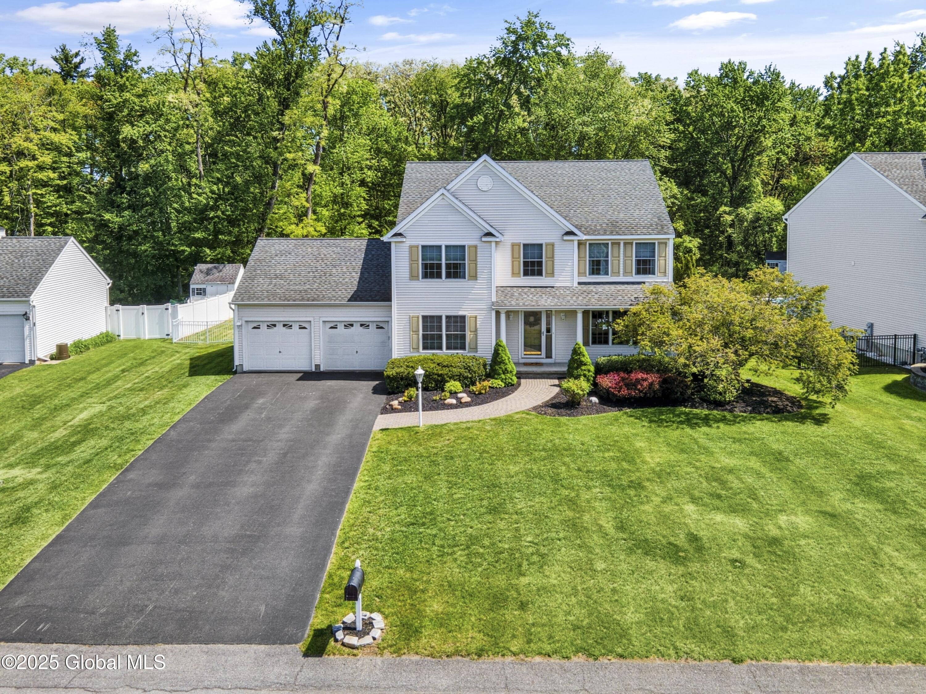 6 Shinnecock Hills Drive, Colonie, New York image 30