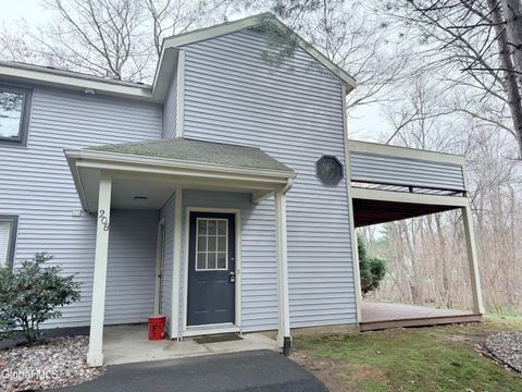 Photo of 208 Yorktown Drive, Halfmoon, NY 12065 (MLS # 202615090)