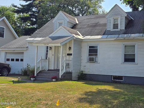 Photo of 1820 Wagner Street, Schenectady, NY 12303 (MLS # 202610108)