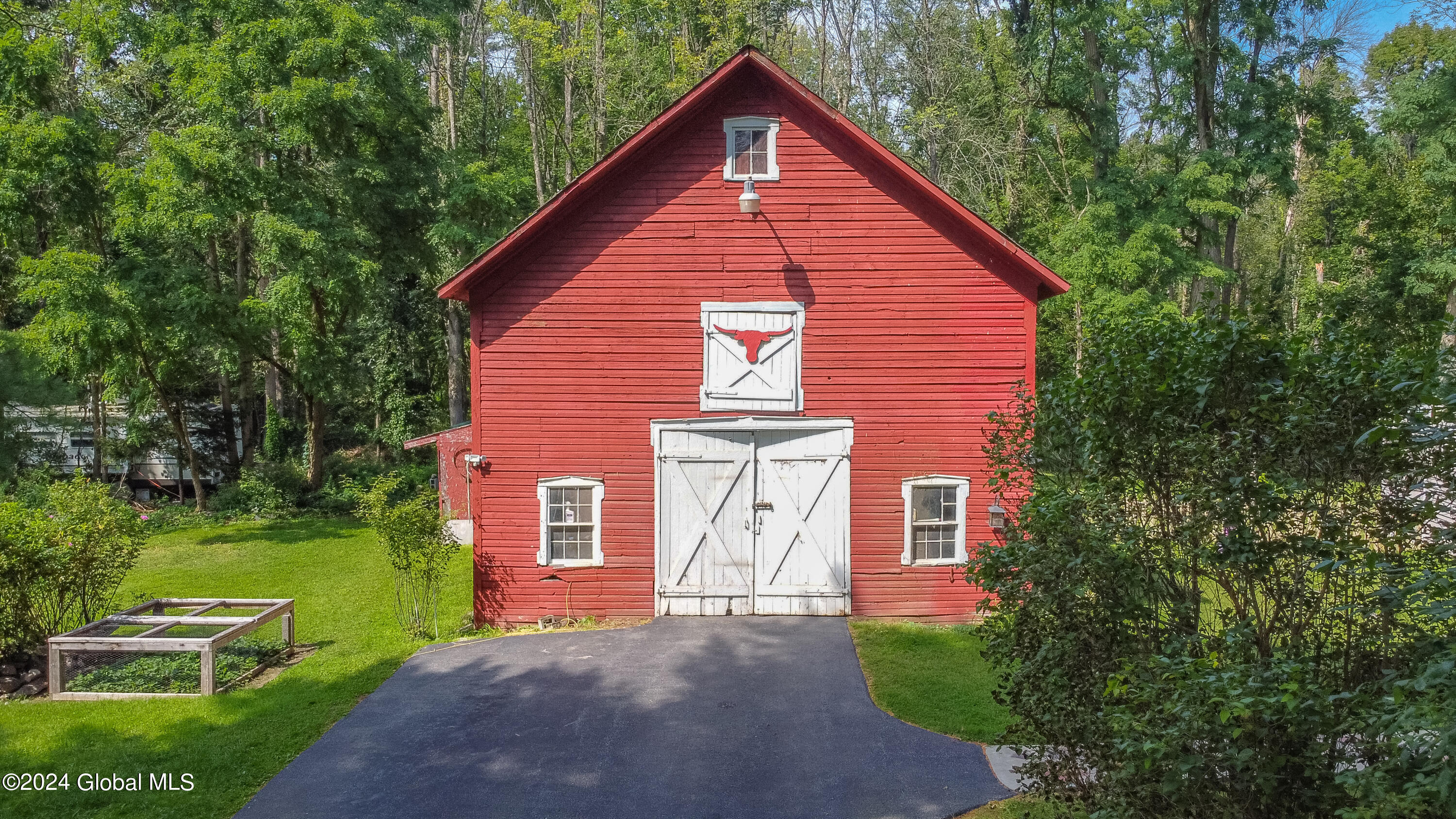 65 Kaydeross Avenue #WEST, Saratoga Springs, New York image 31
