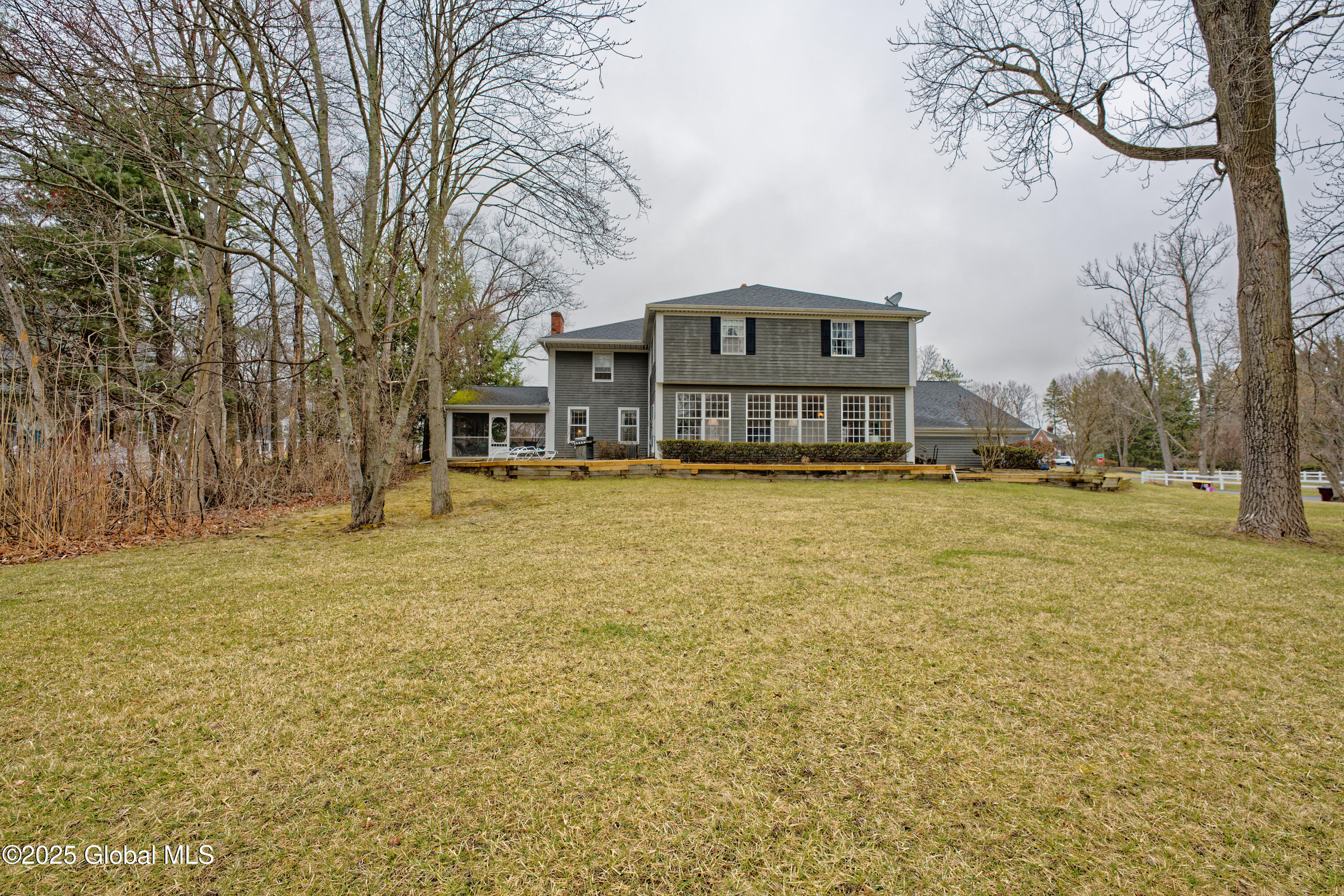 11 Fenway Drive, Loudonville, New York image 22