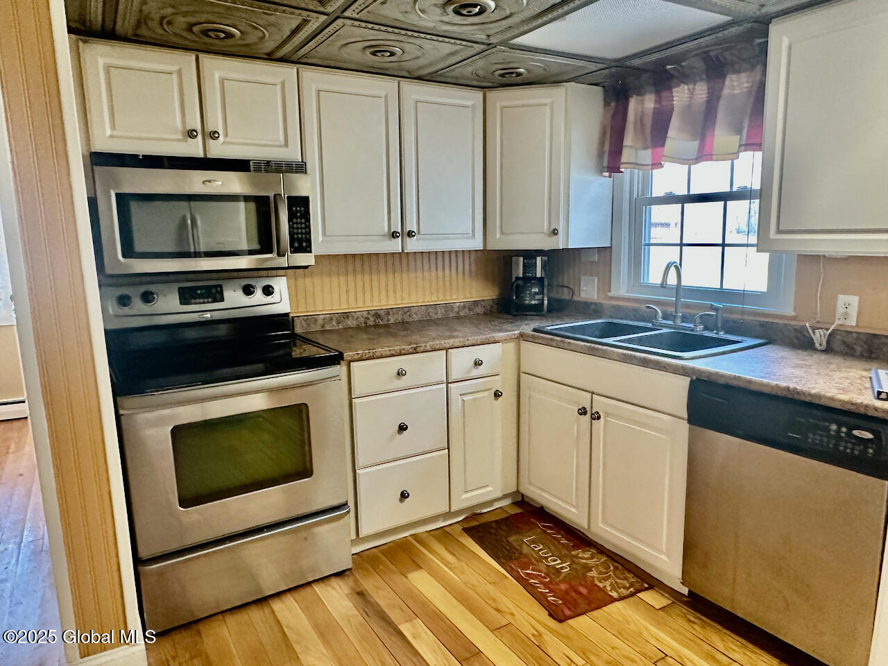 199 Sunnyside E, Queensbury, New York image 14