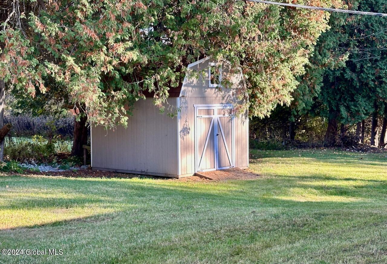 199 Sunnyside E, Queensbury, New York image 39