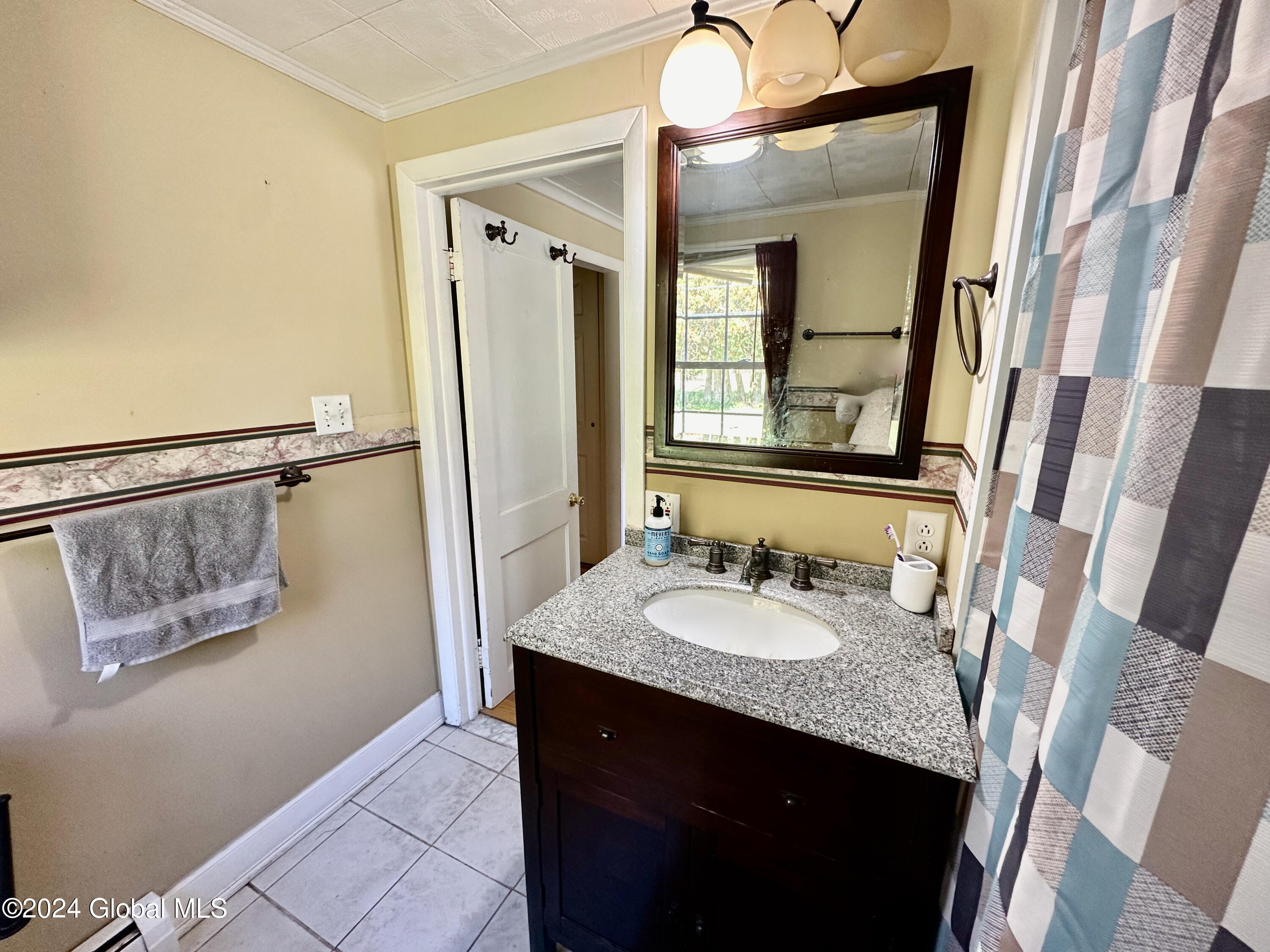 199 Sunnyside E, Queensbury, New York image 22