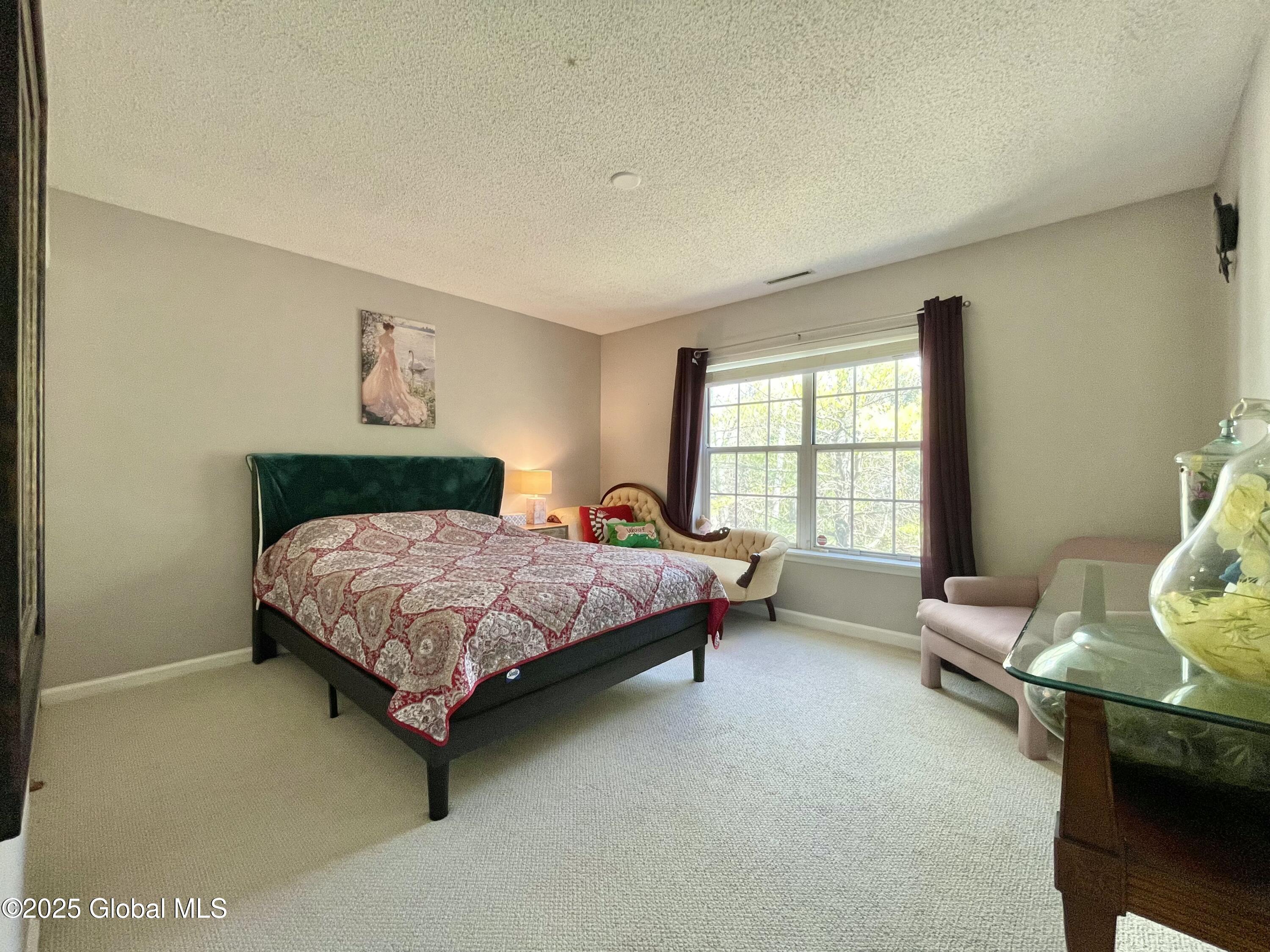 4306 S Foxwood Drive, Clifton Park, New York image 17