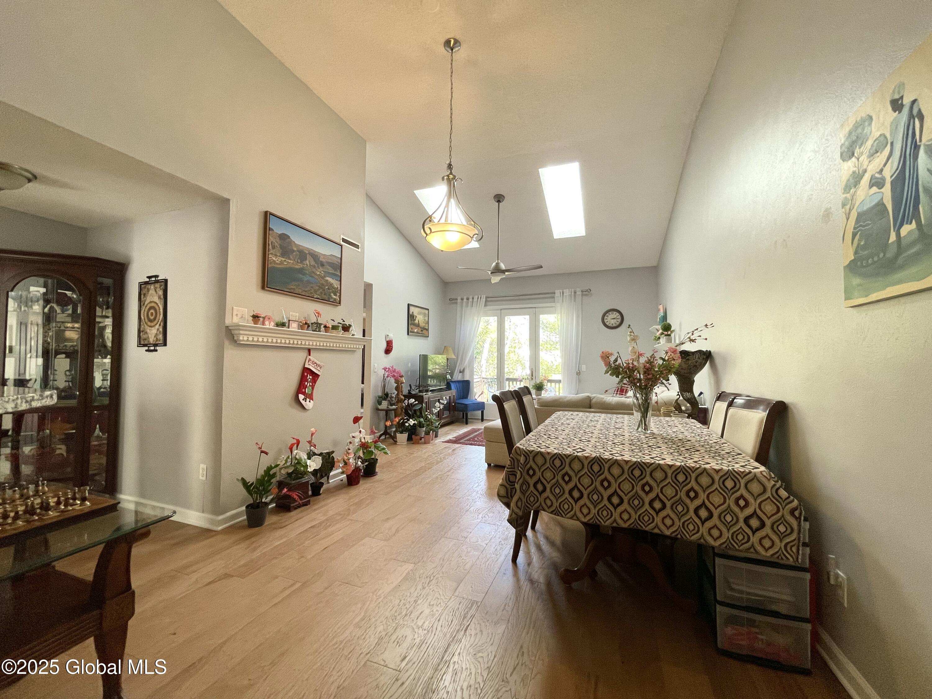 4306 S Foxwood Drive, Clifton Park, New York image 11