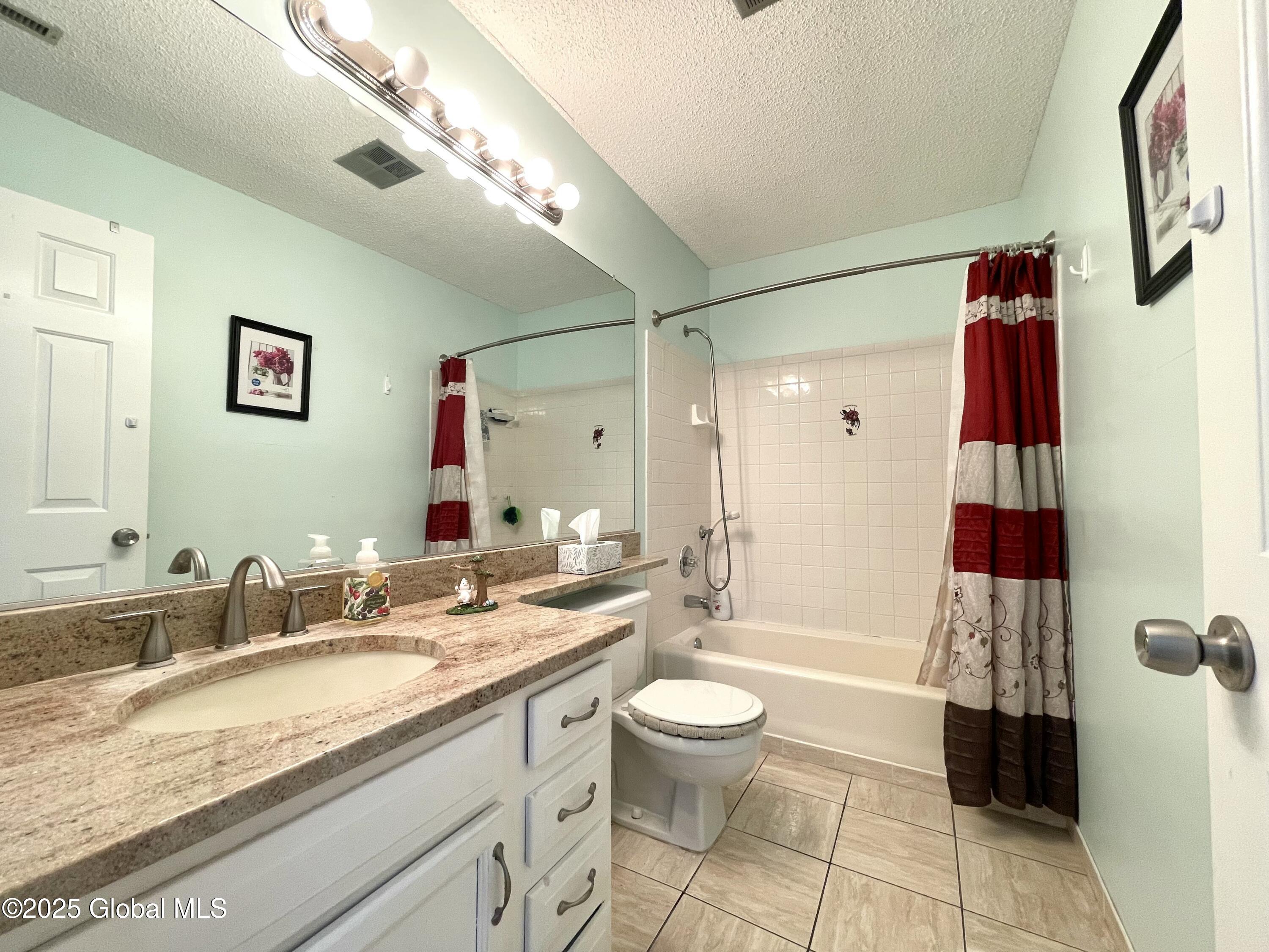 4306 S Foxwood Drive, Clifton Park, New York image 19