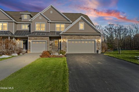 Photo of 151 Fieldstone Drive, Schenectady, NY 12304 (MLS # 202613042)