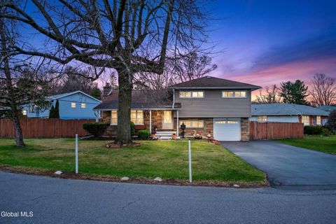 Photo of 6 Nicholas Drive, Albany, NY 12205 (MLS # 202615204)