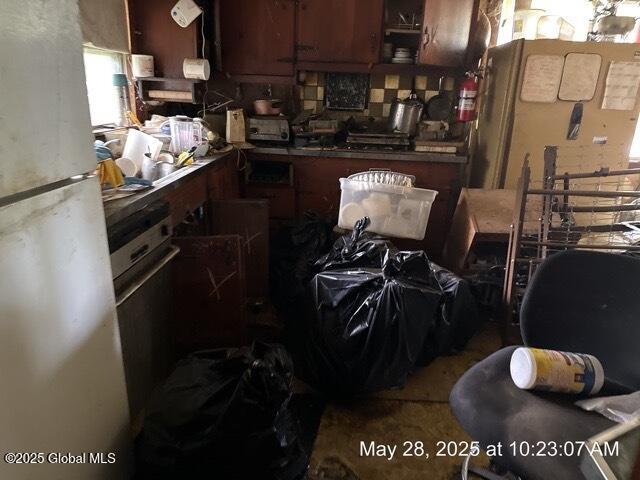 6 Sumter Avenue, Albany, New York image 16