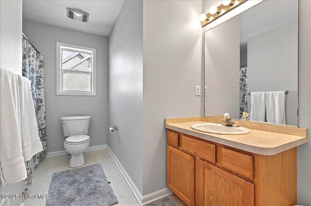 10 Maya Drive, Gansevoort, New York image 31