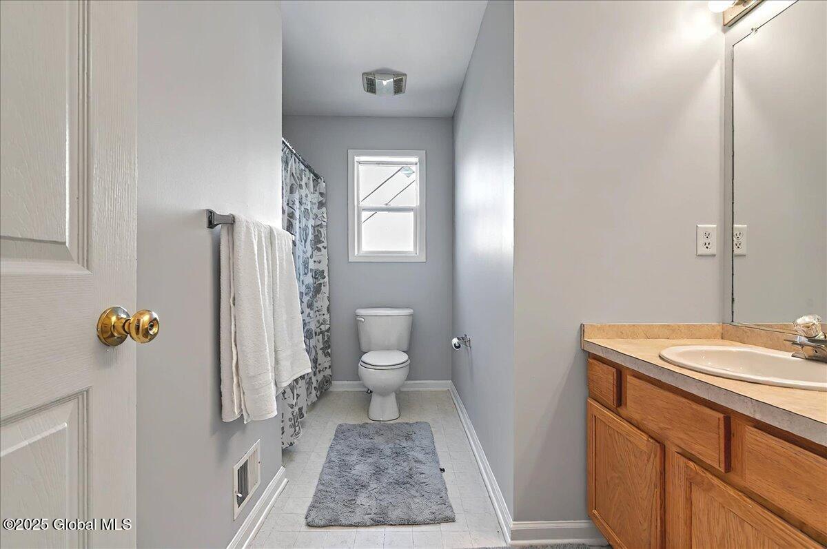 10 Maya Drive, Gansevoort, New York image 30