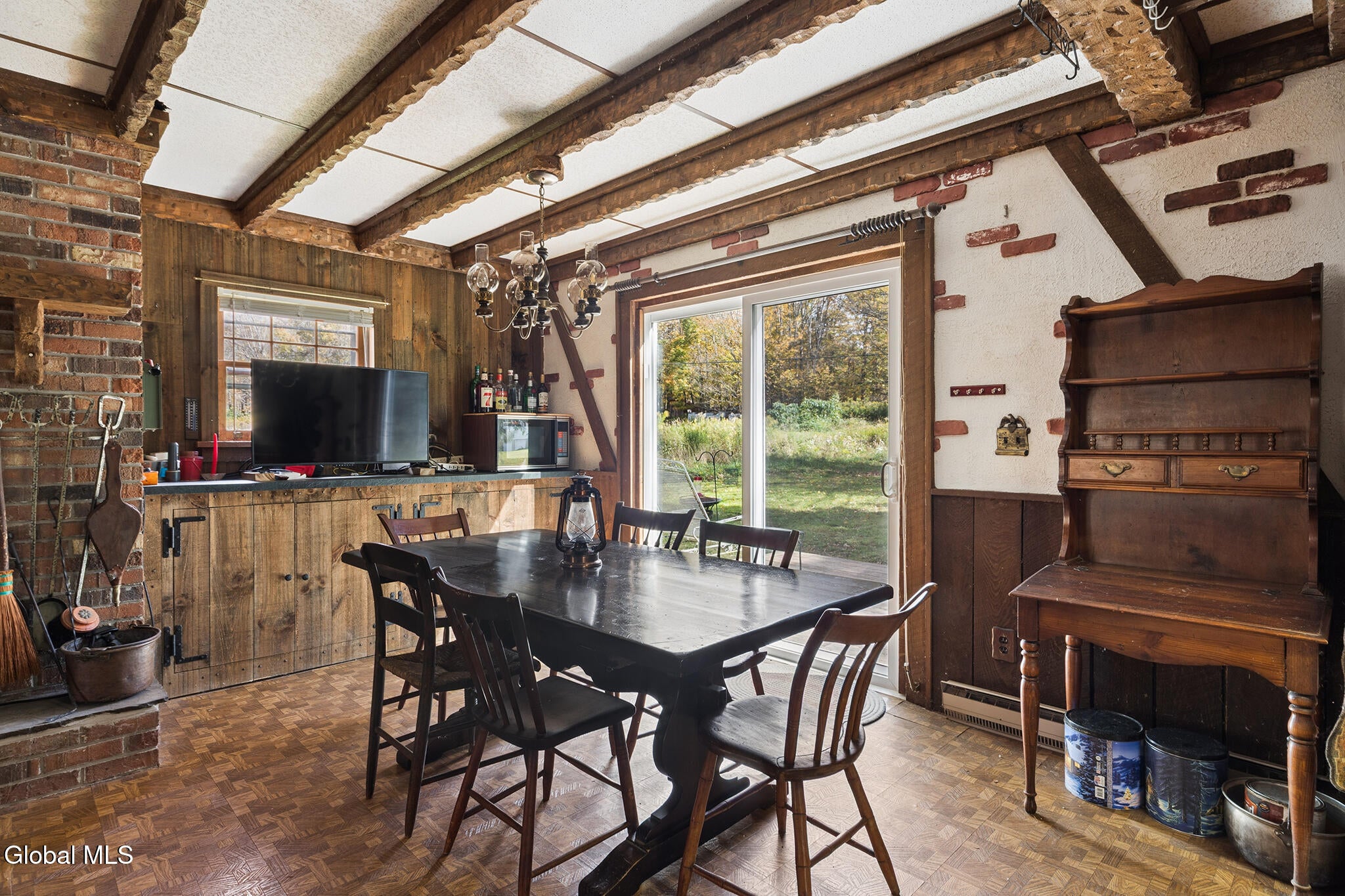 112 Rossman Hill Road