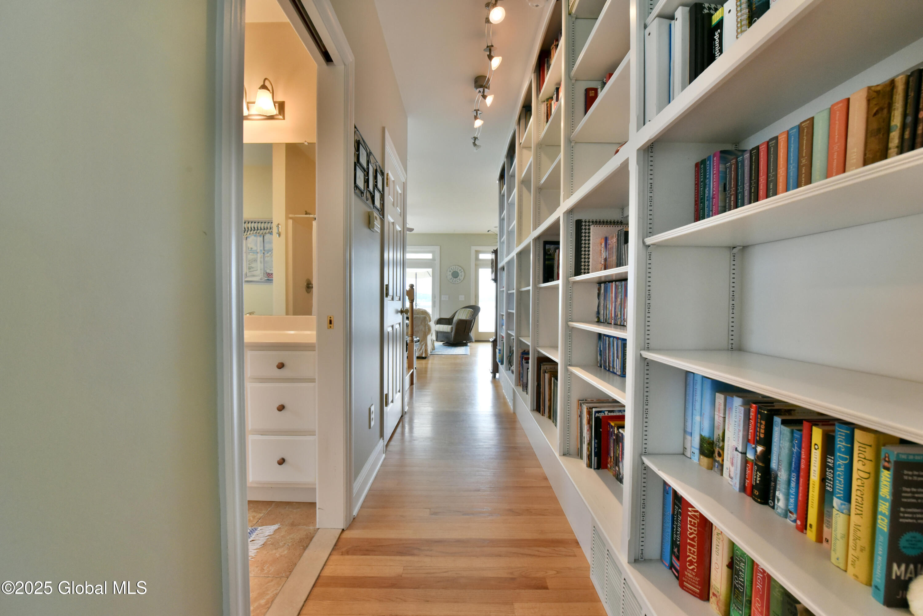 3043 E Southshore Drive, Hagaman, New York image 24