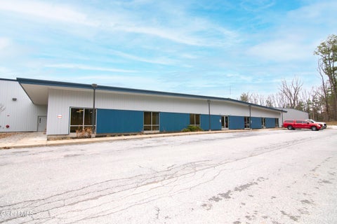 Photo of 3 Unlimited Drive, Saratoga Springs, NY 12866 (MLS # 202614439)