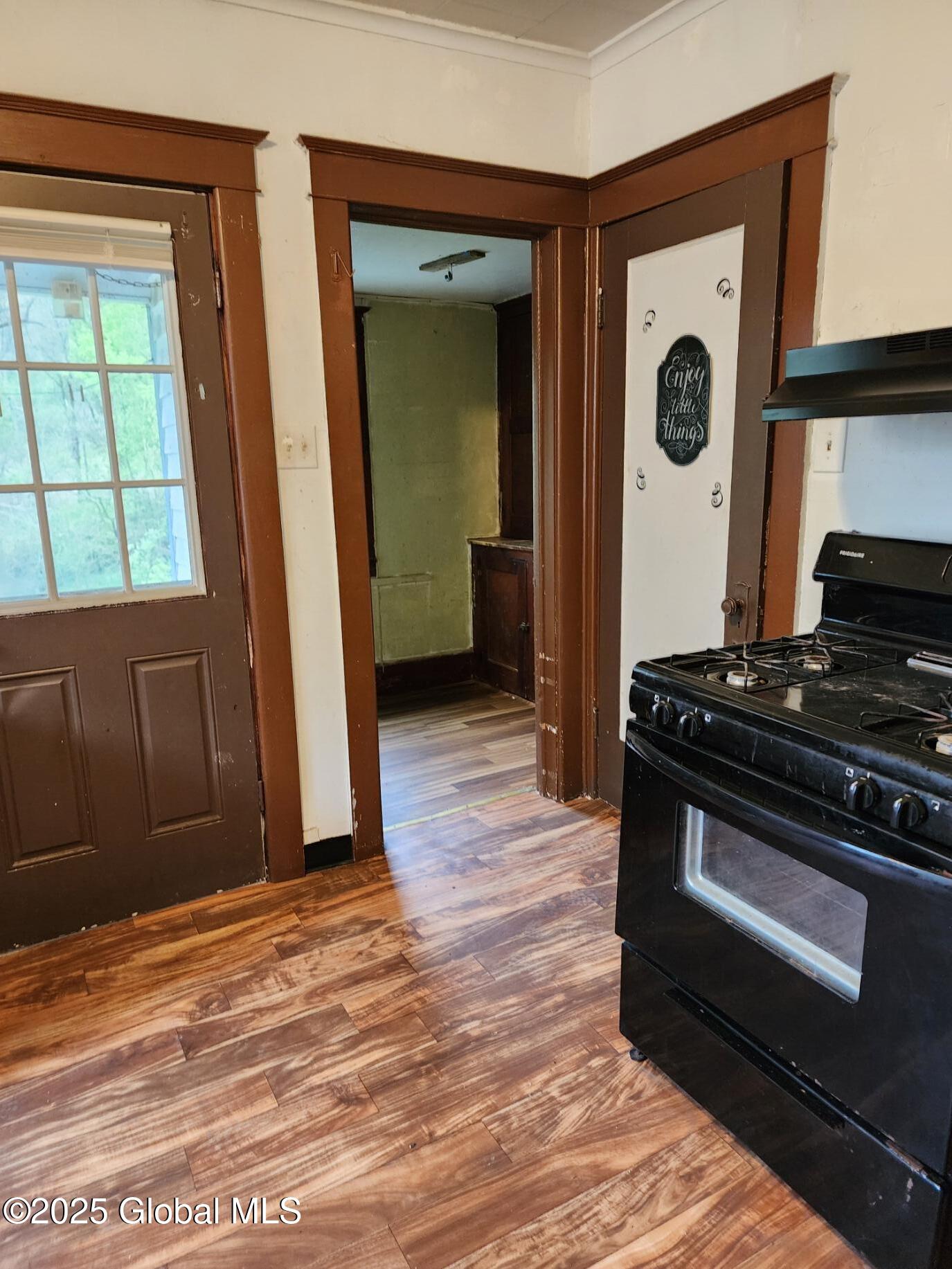 31 Fort Johnson Avenue, Fort Johnson, New York image 5