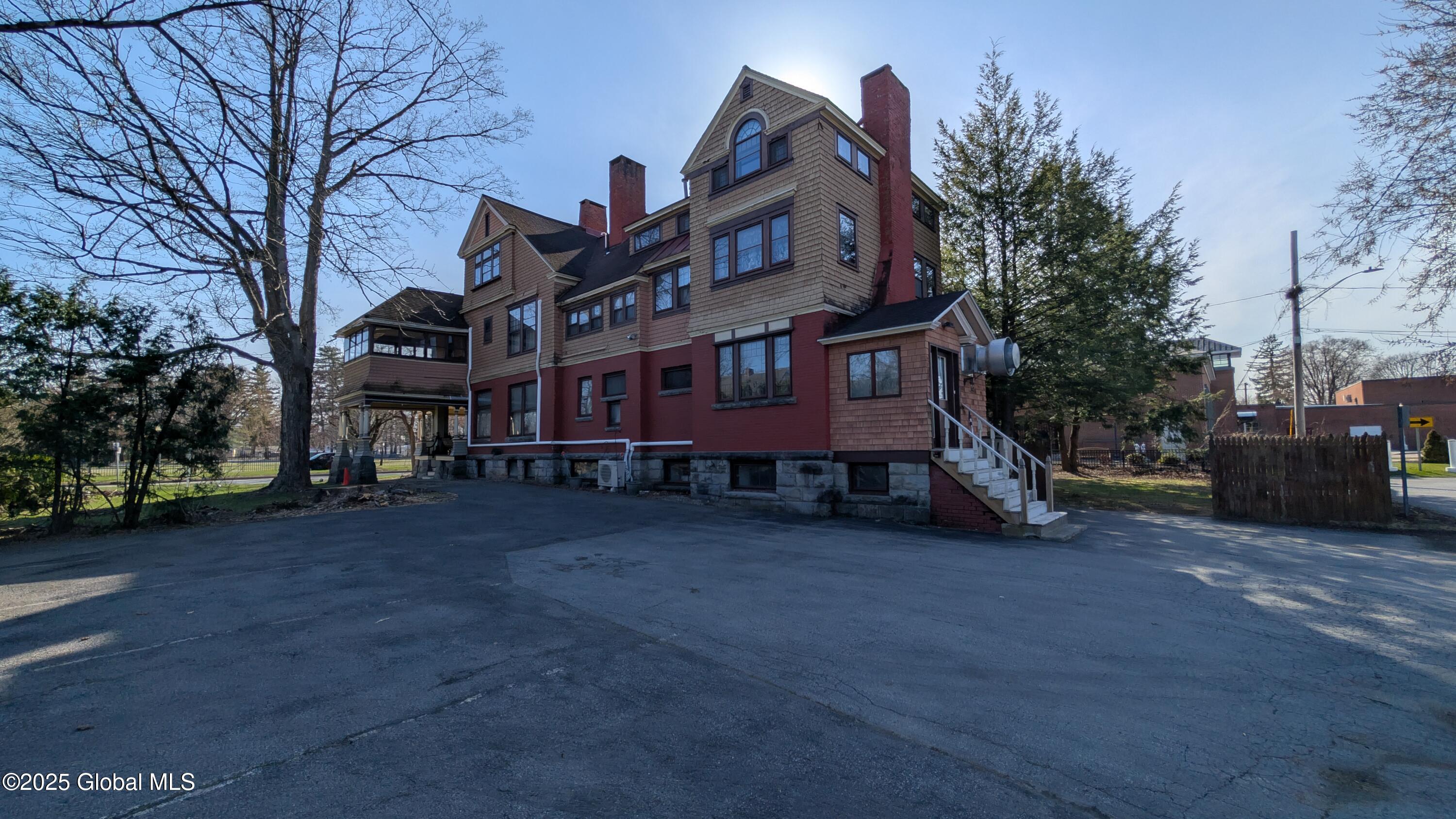 203 Union Avenue, Saratoga Springs, New York image 6