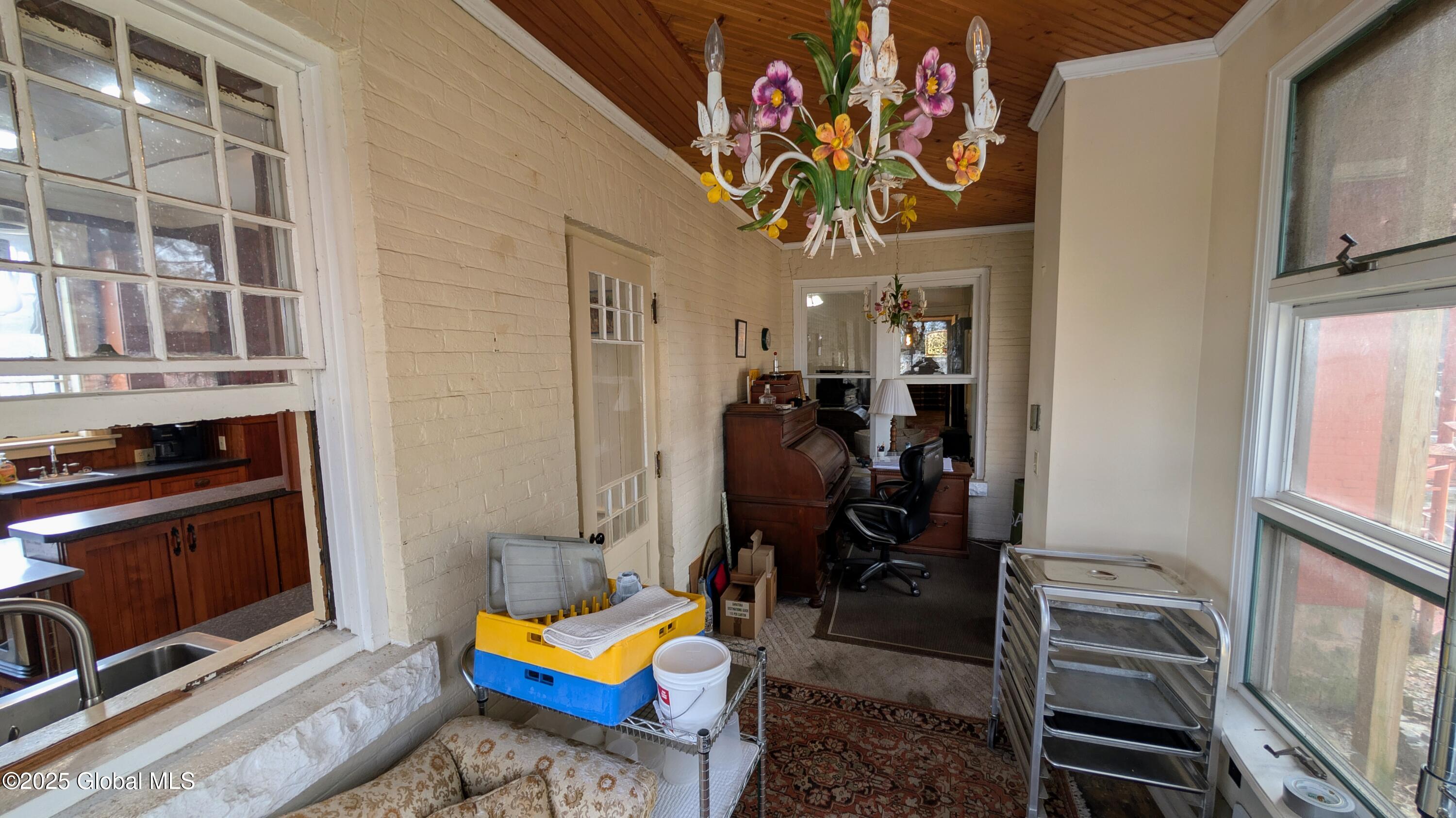 203 Union Avenue, Saratoga Springs, New York image 37