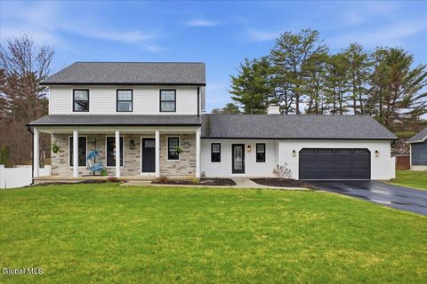 Photo of 39 Oak Tree Circle, Queensbury, NY 12804 (MLS # 202615225)