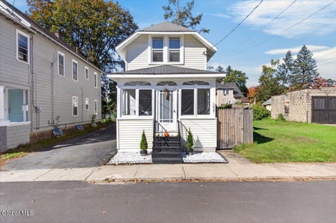 Photo for 1827 8th Street