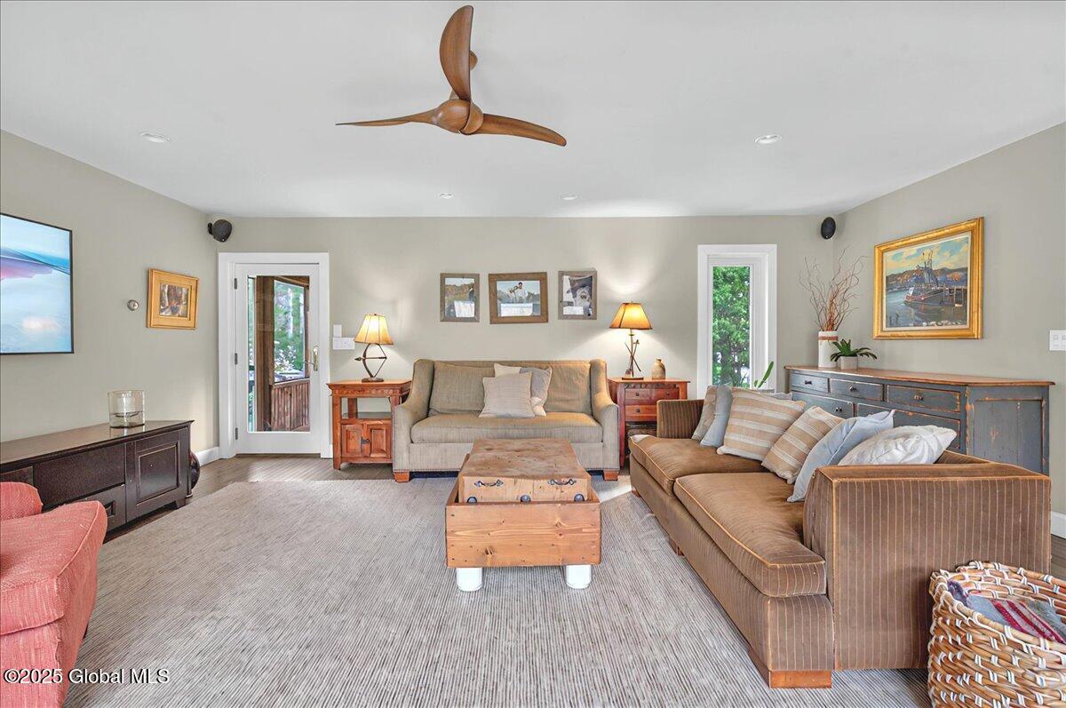 7 Meadowdale Road, Altamont, New York image 21