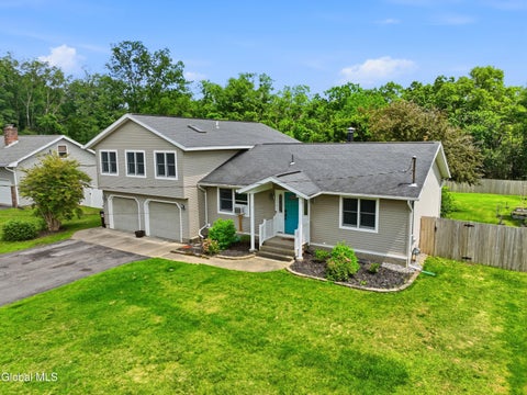 Homes For Sale - 132 Spring Road<br/> Glenville, NY 12302